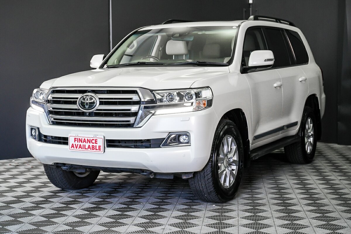 Toyota Landcruiser image 4