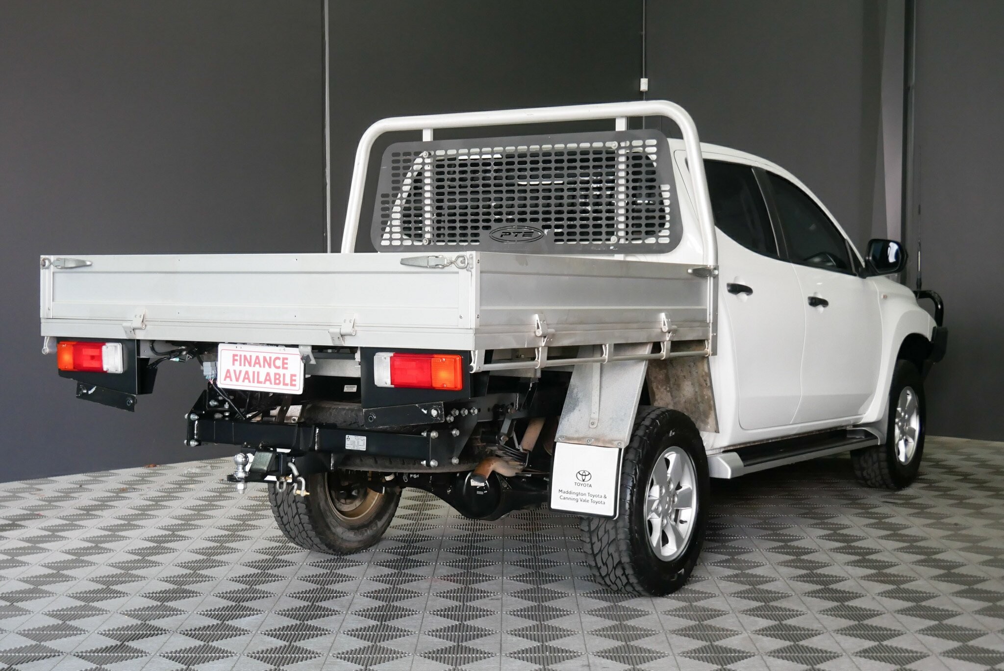 Mitsubishi Triton image 4