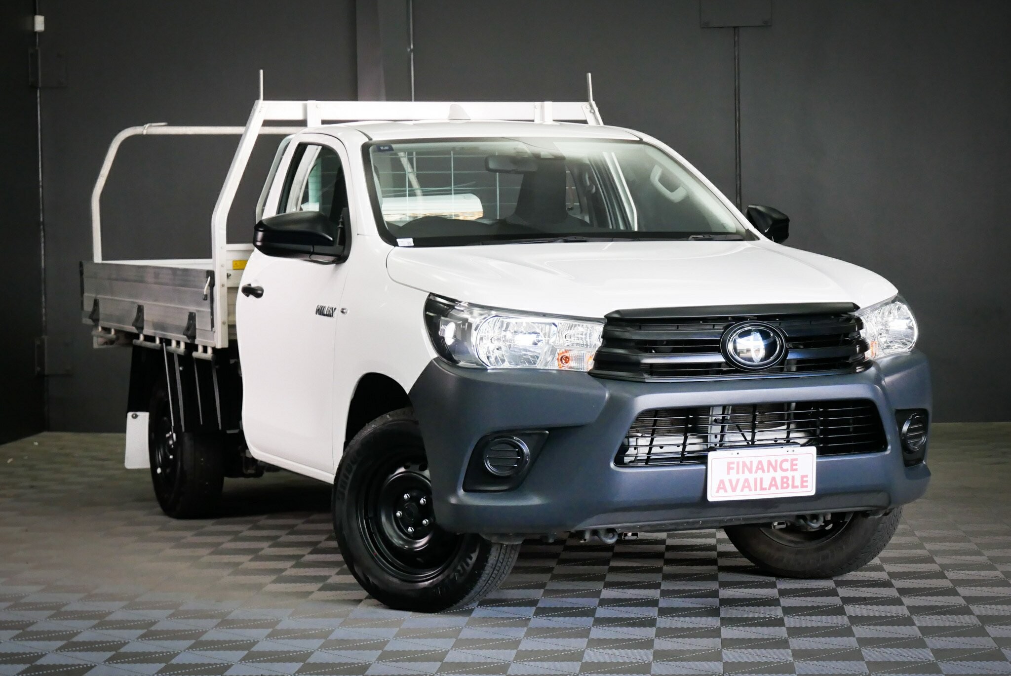 Toyota Hilux image 1