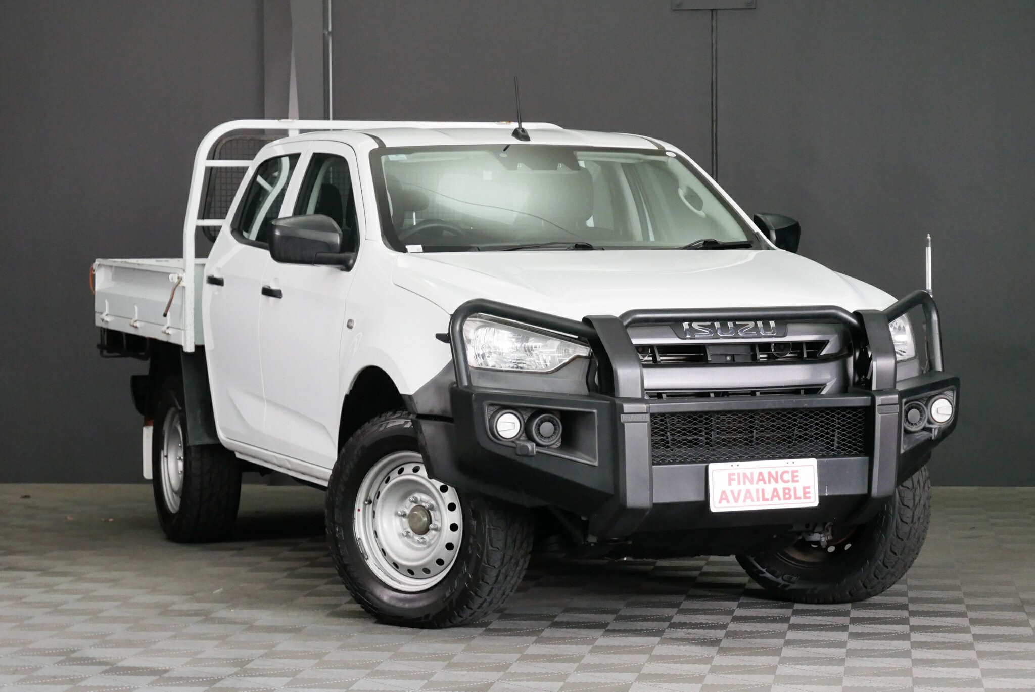 Isuzu D-max image 1