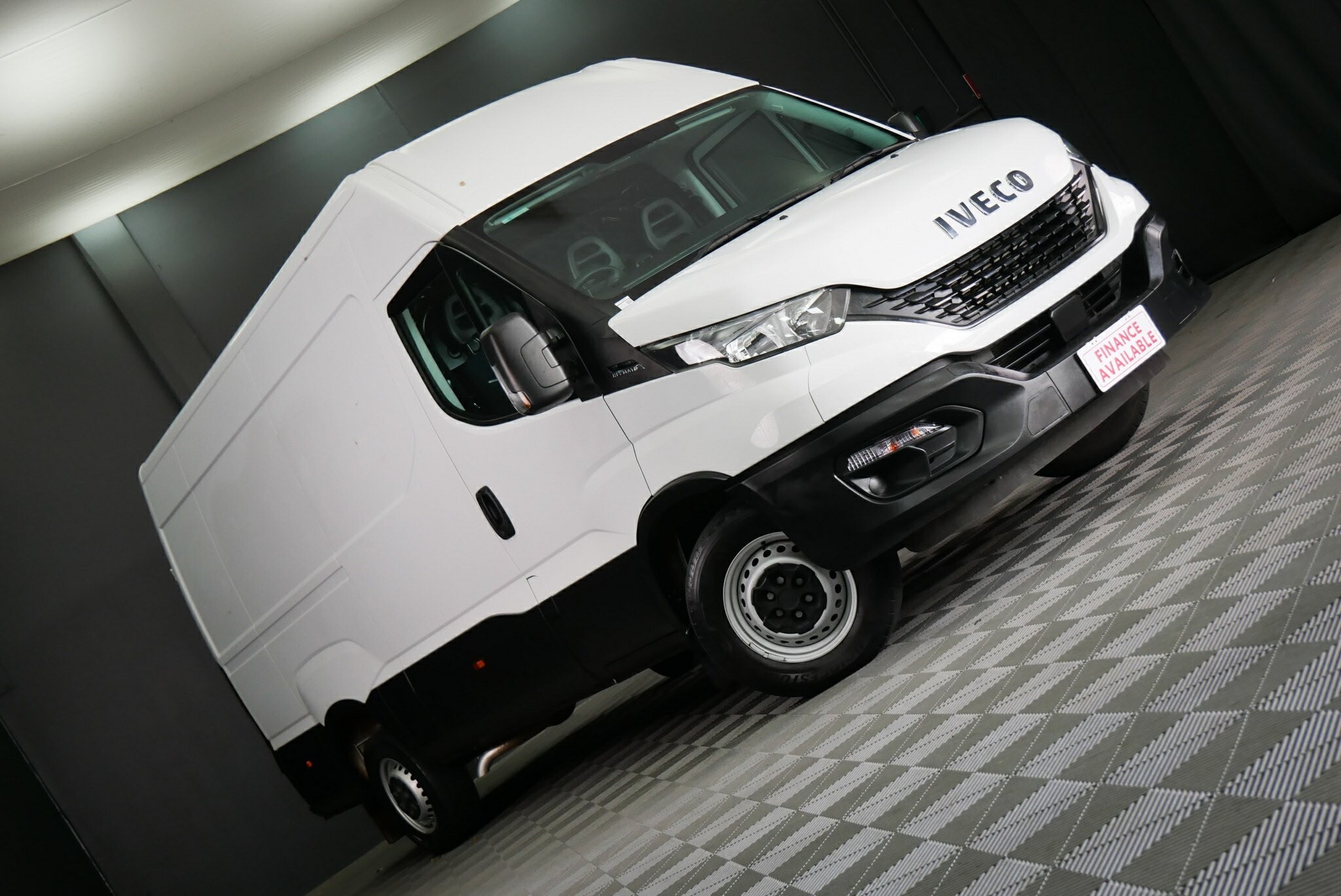 Iveco Daily E6 35s14v H1 Srw (Wb3000) image 2