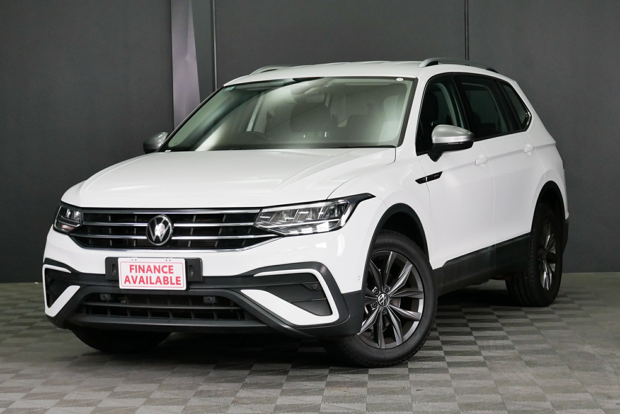 Volkswagen Tiguan image 3