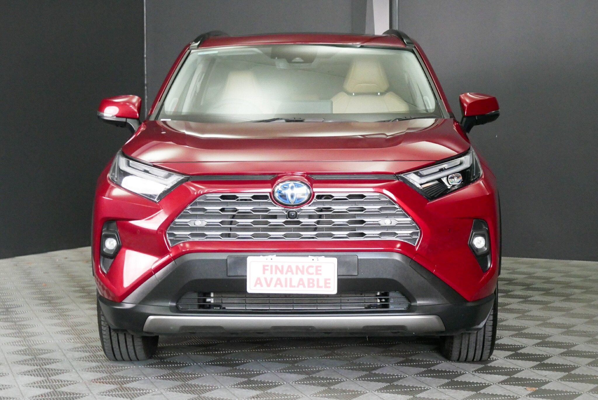 Toyota Rav4 image 2