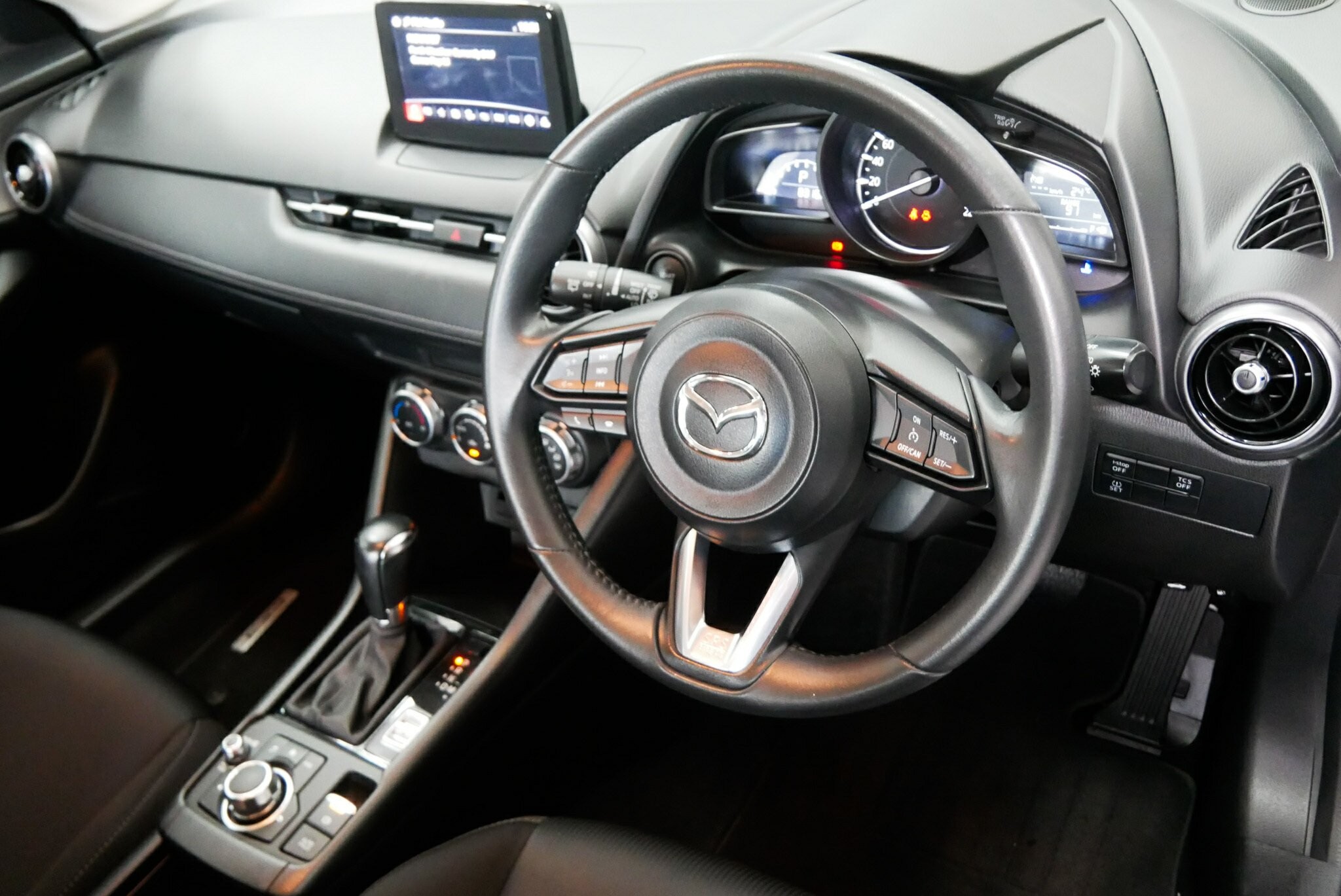 Mazda Cx-3 image 4