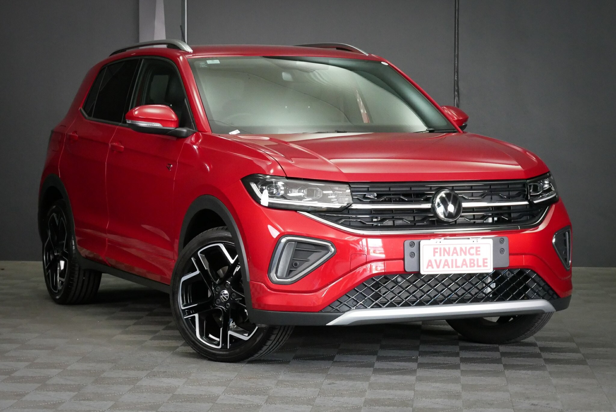 Volkswagen T-cross image 1