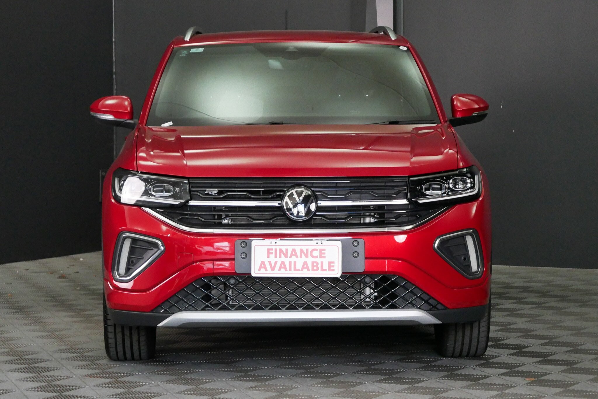 Volkswagen T-cross image 2
