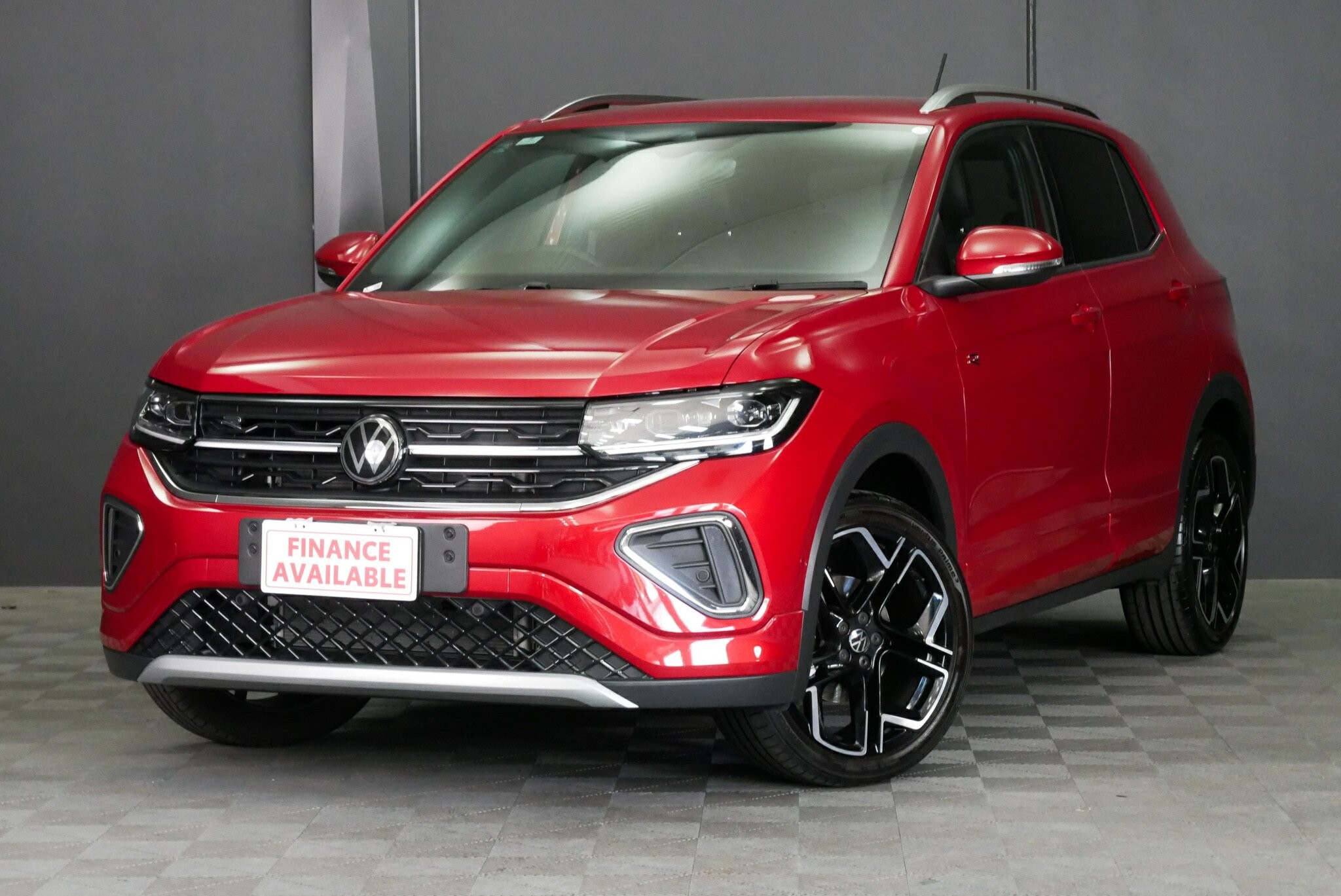 Volkswagen T-cross image 3