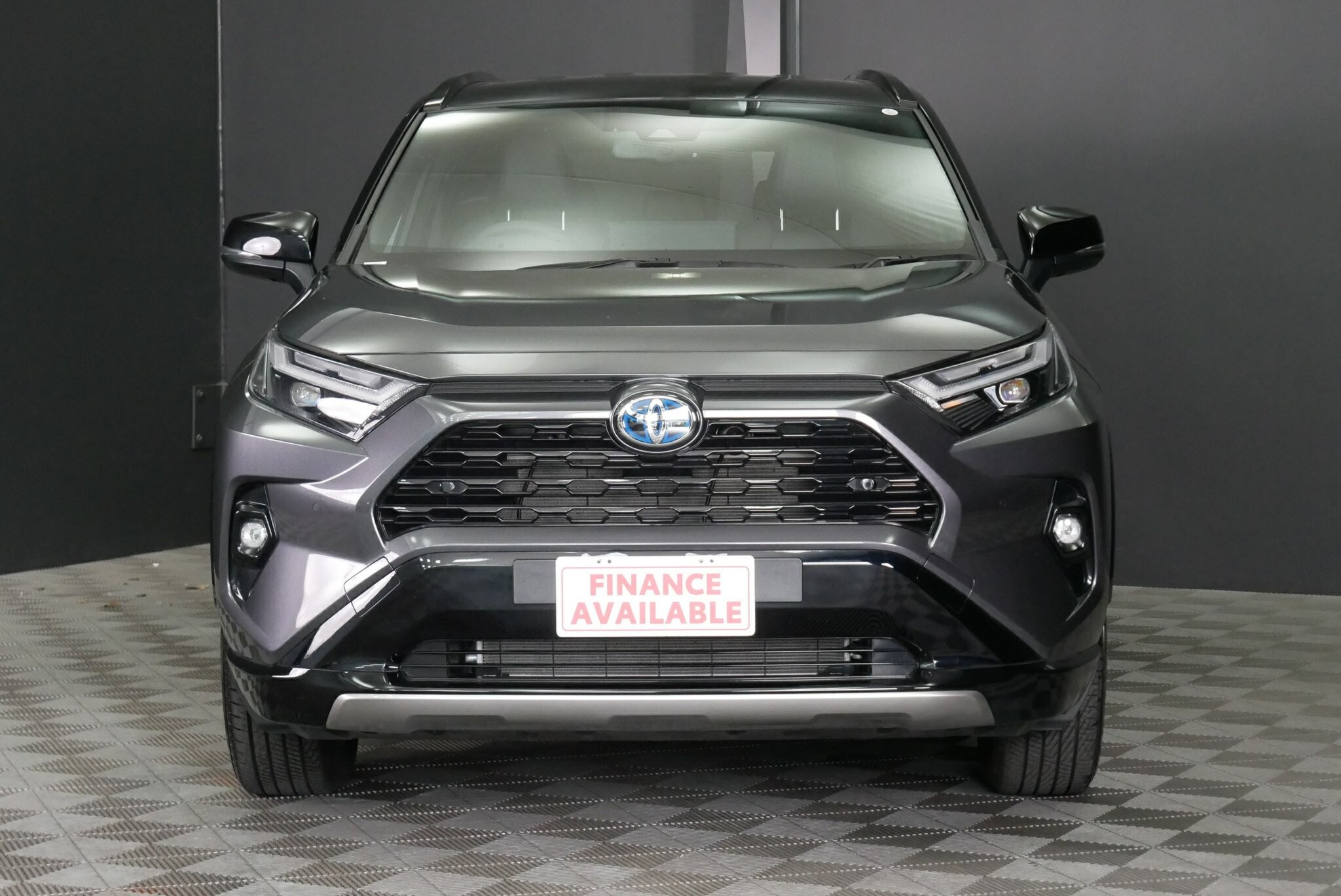 Toyota Rav4 image 2