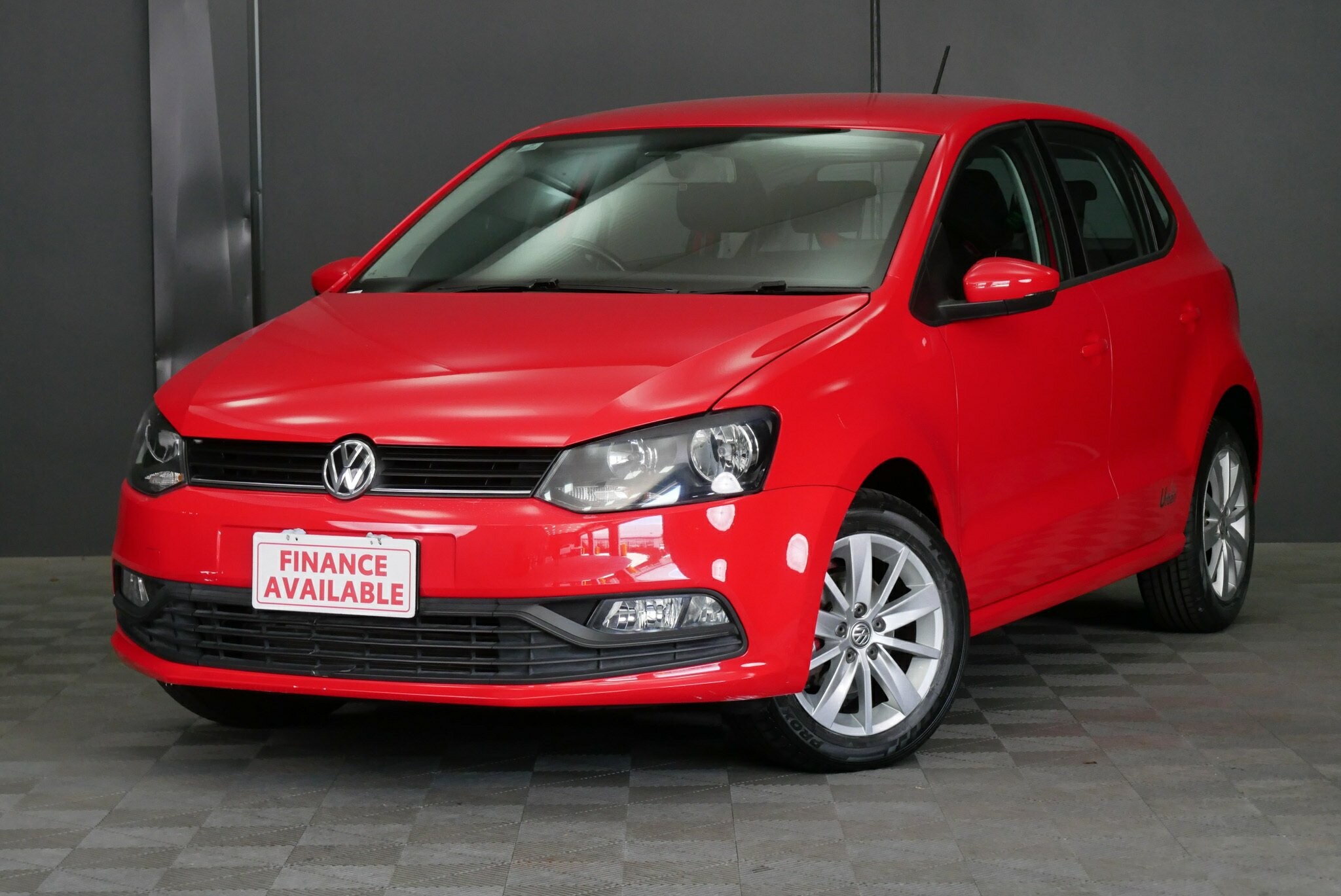 Volkswagen Polo image 3