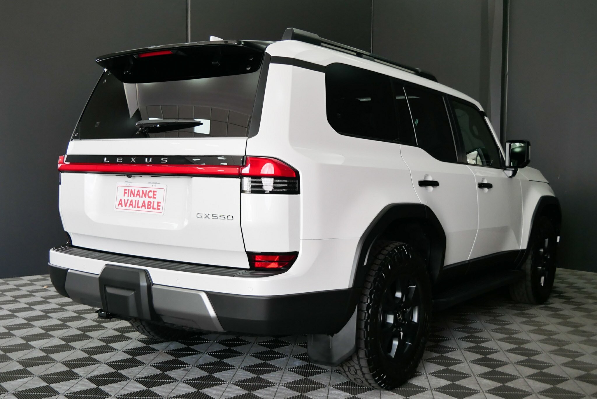 Lexus Gx image 4