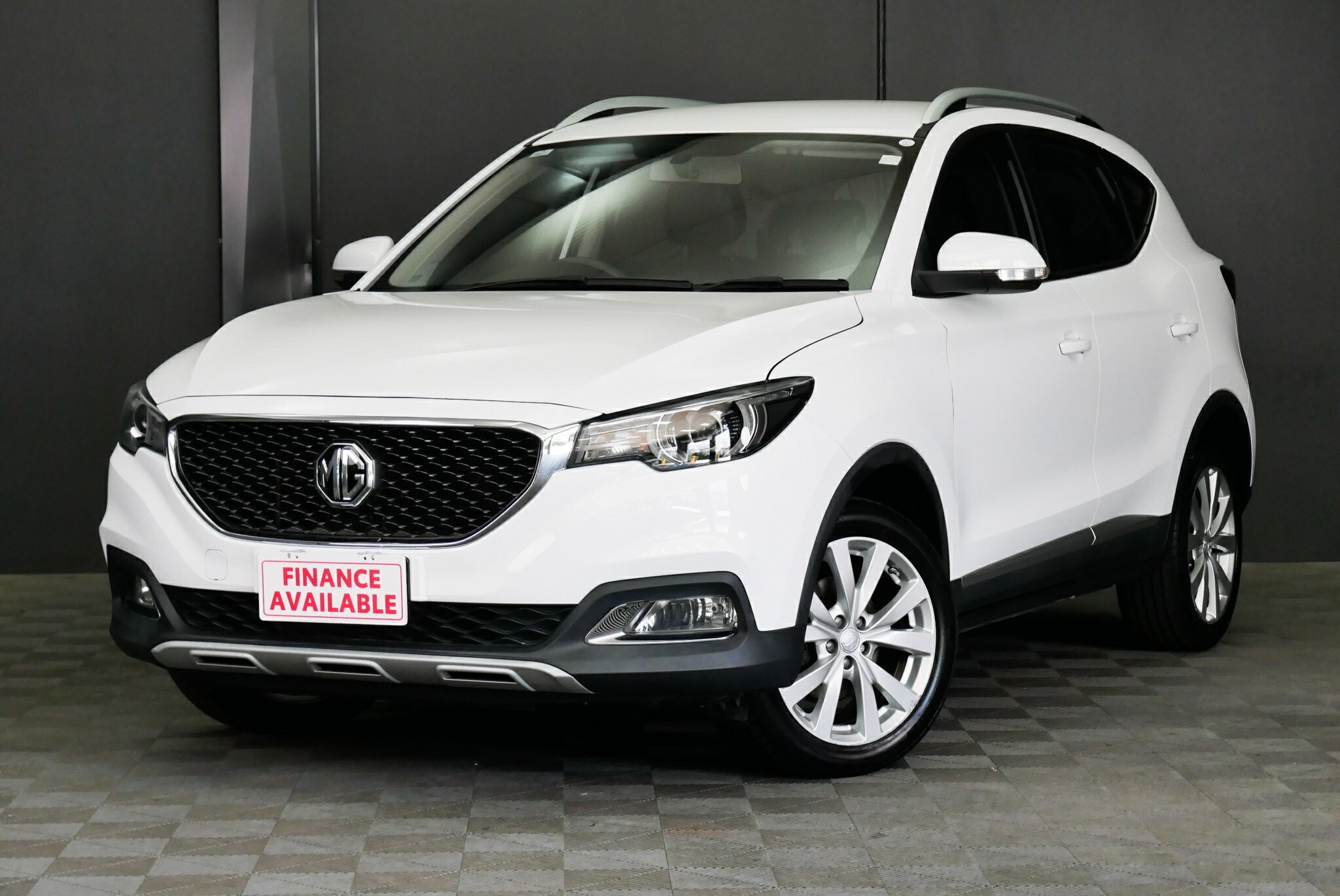 MG Zs image 3