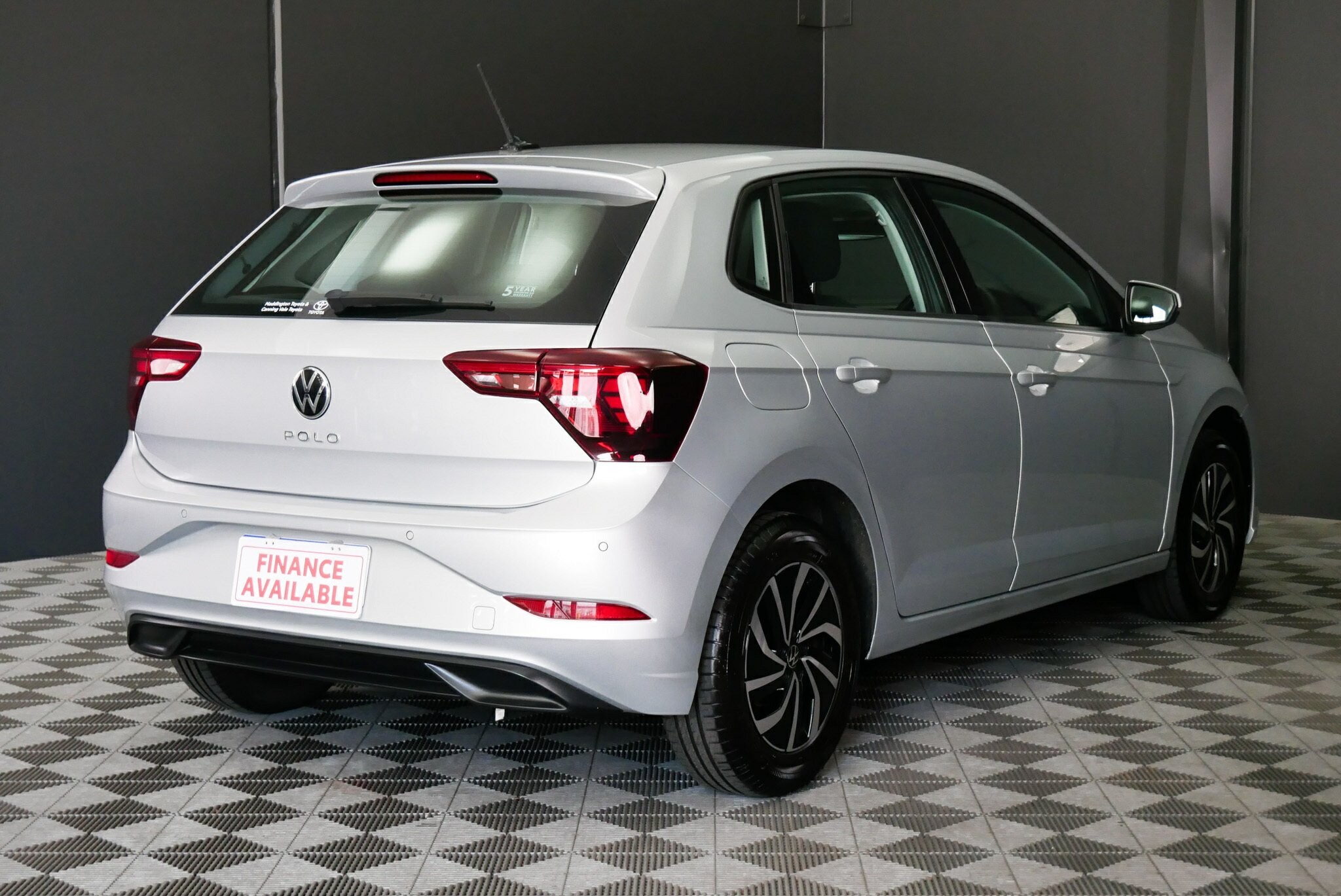 Volkswagen Polo image 4