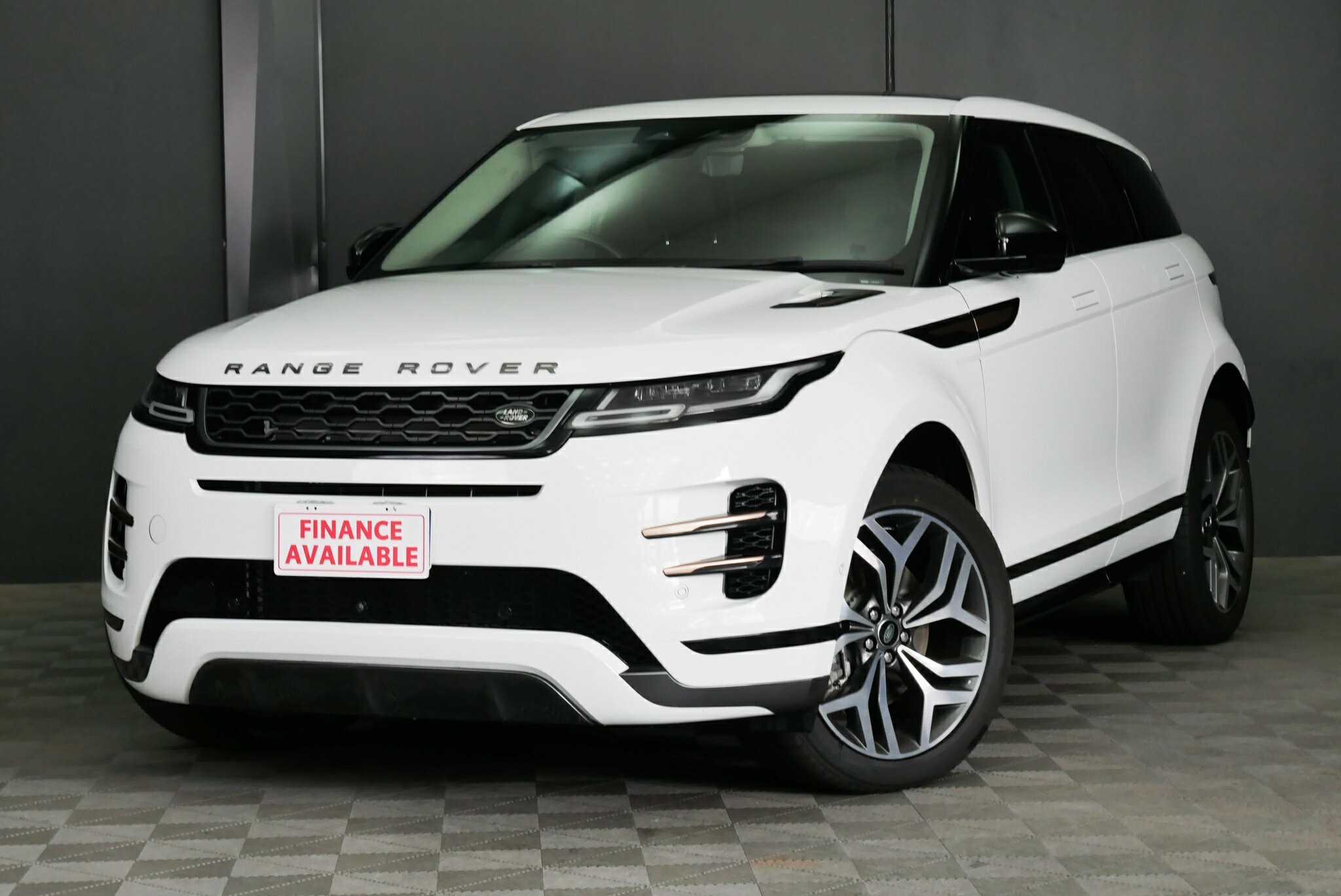 Land Rover Range Rover Evoque image 3