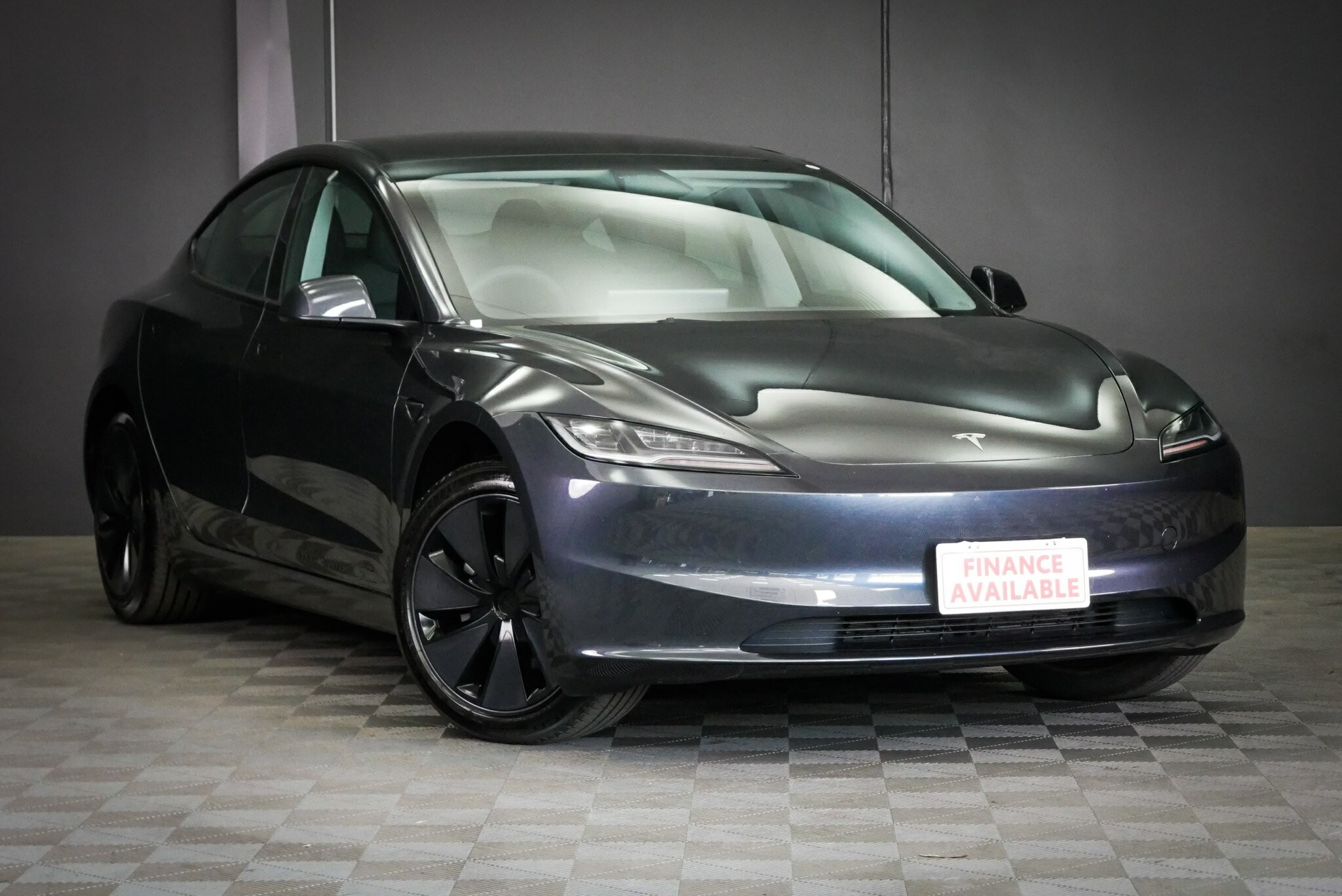 Tesla Model 3 image 1