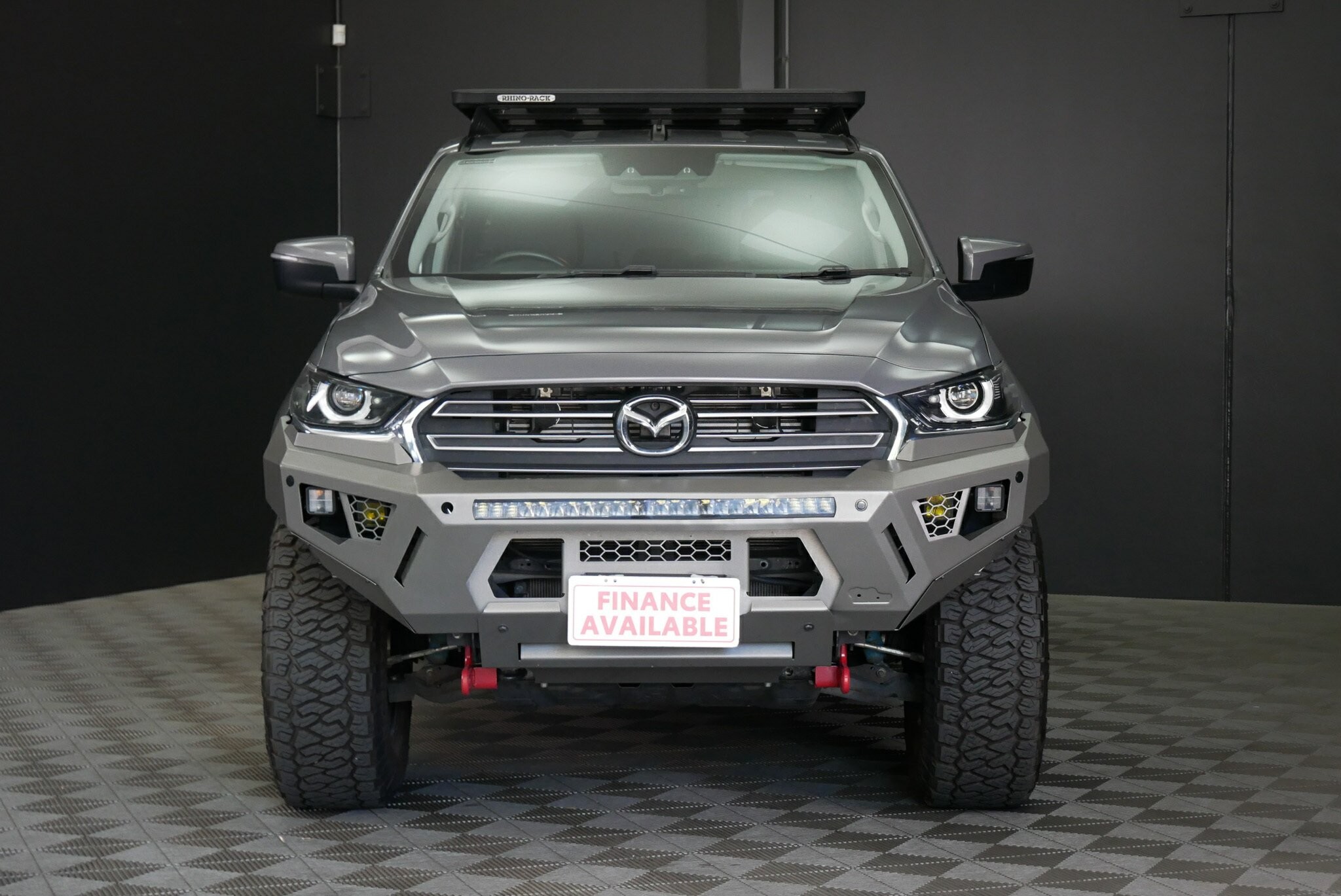Mazda Bt-50 image 2
