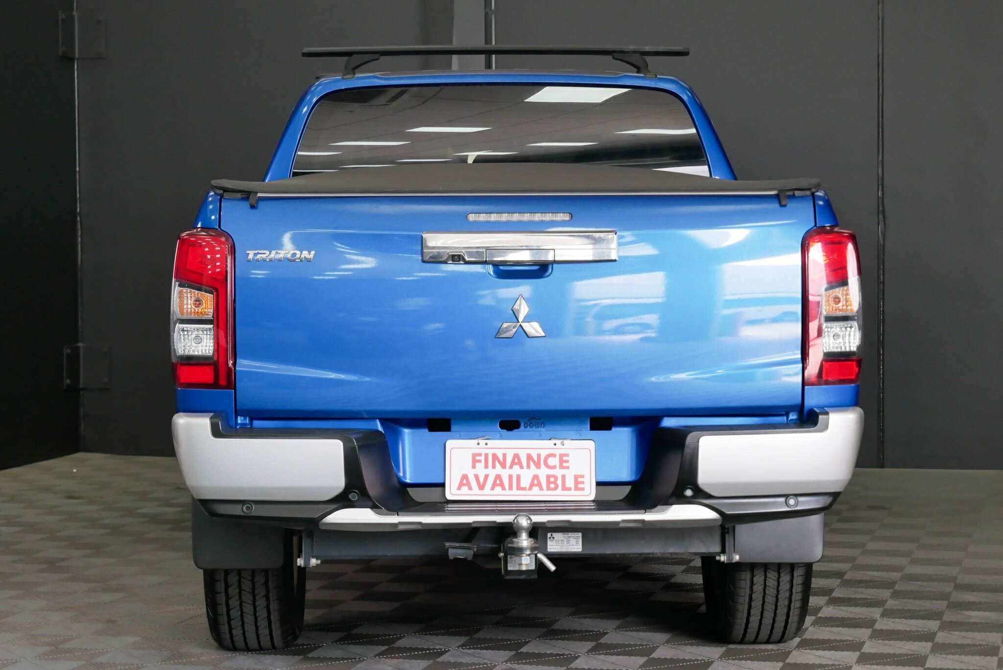 Mitsubishi Triton image 4