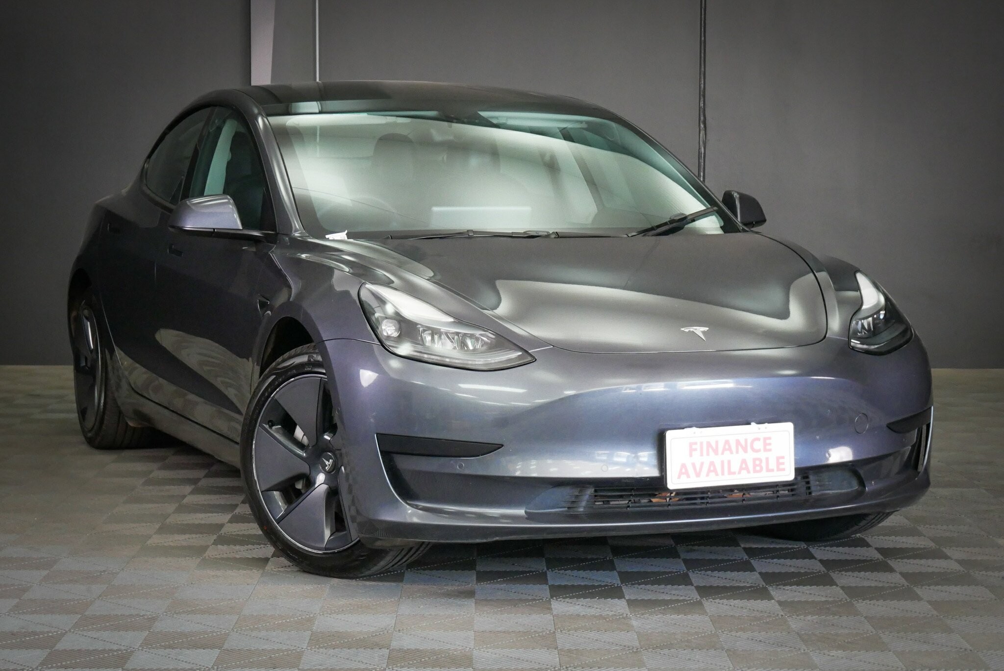 Tesla Model 3 image 1