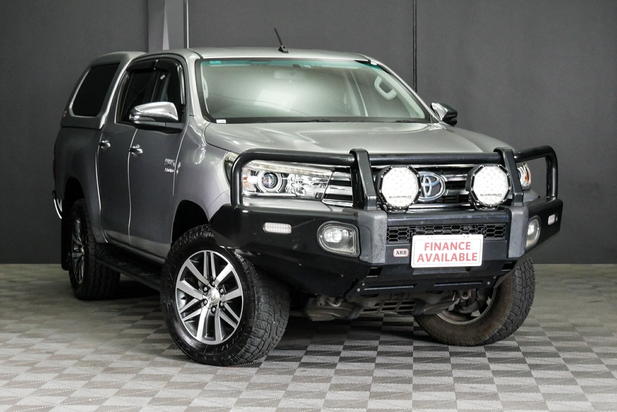 Toyota Hilux image 1