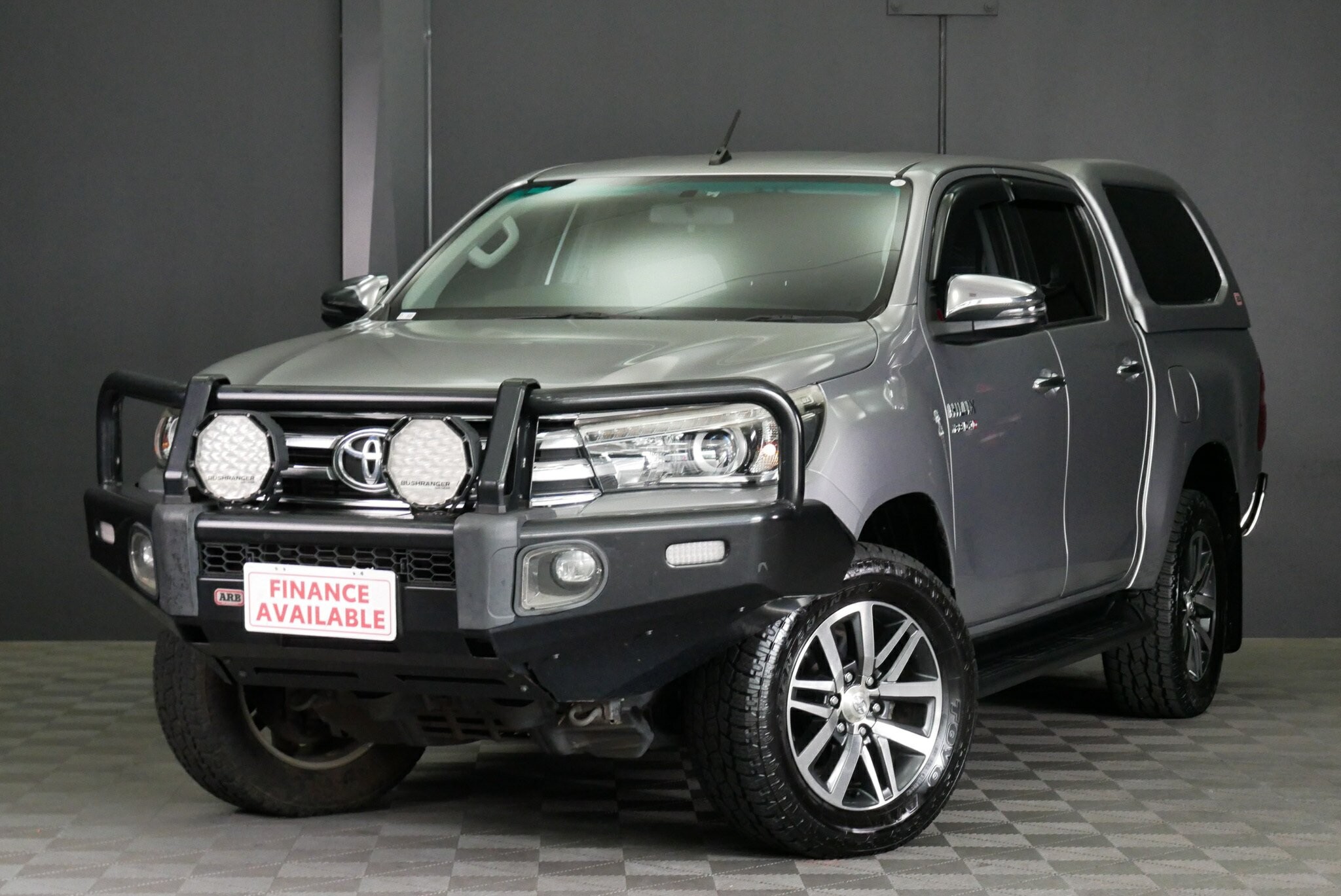 Toyota Hilux image 3