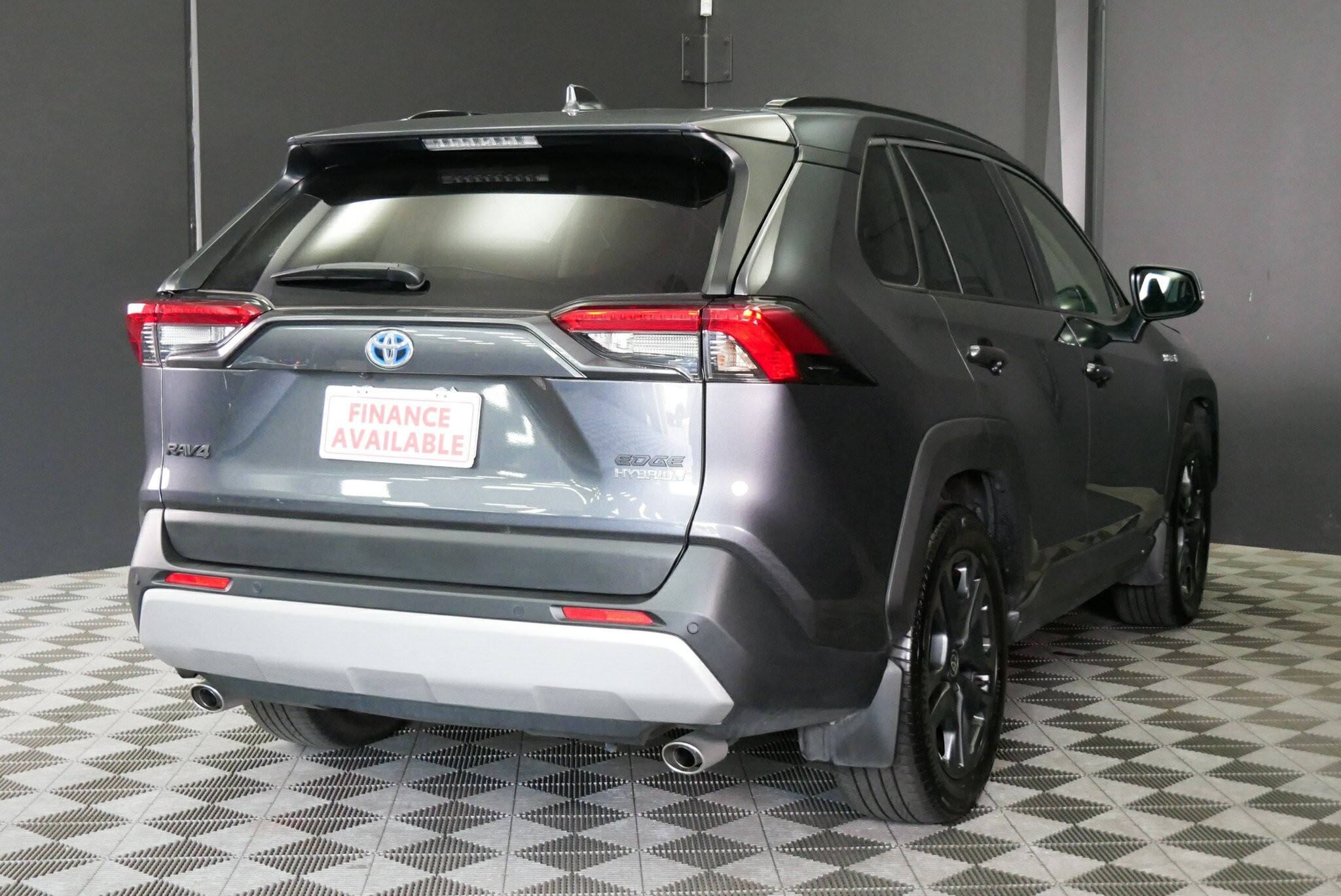 Toyota Rav4 image 4