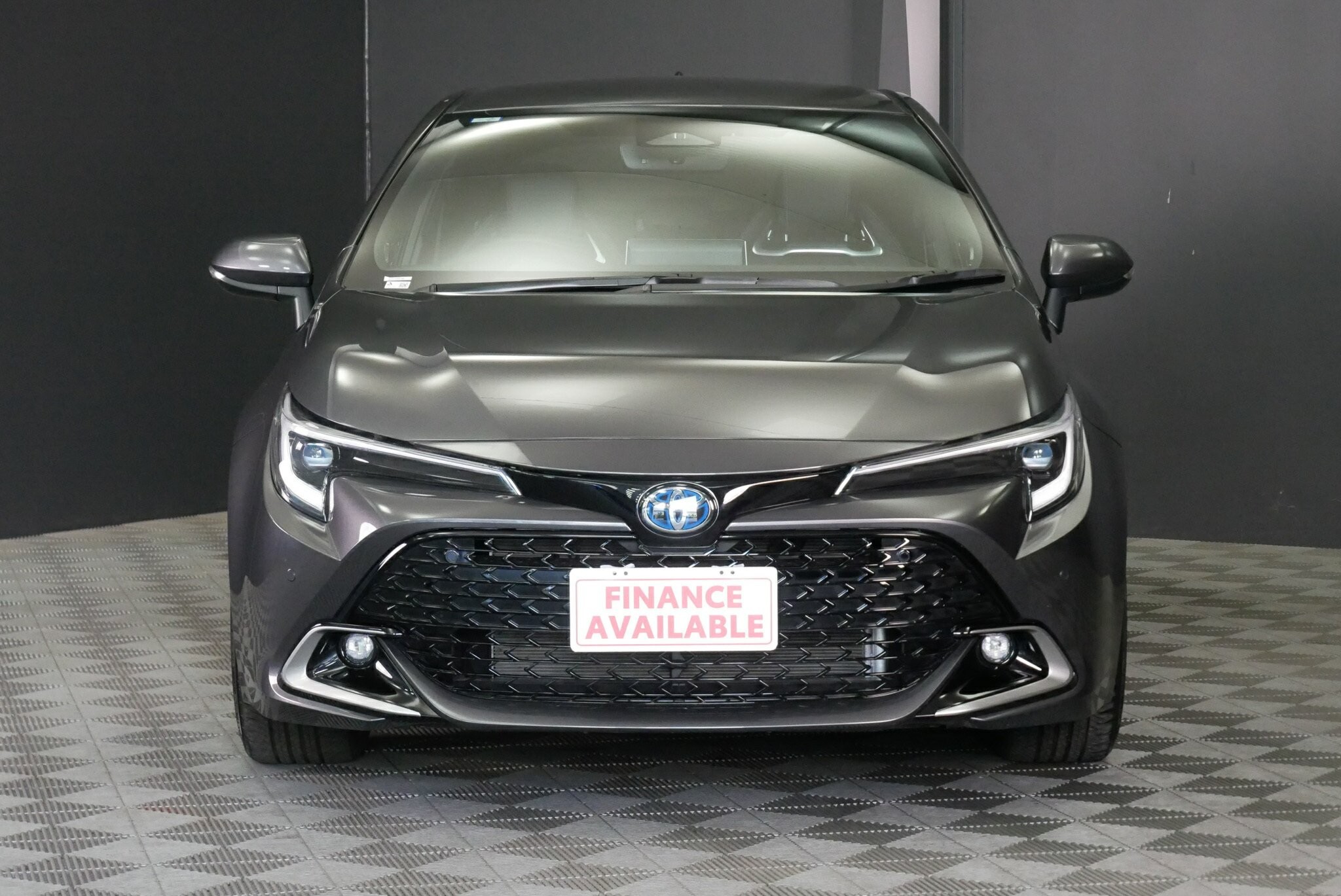 Toyota Corolla image 2