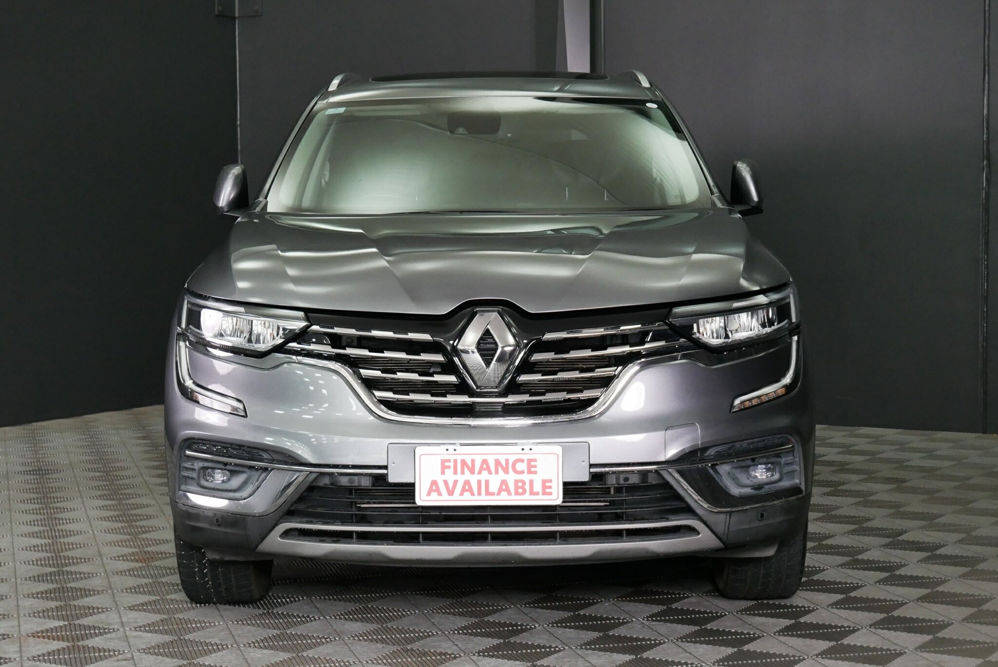 Renault Koleos image 2