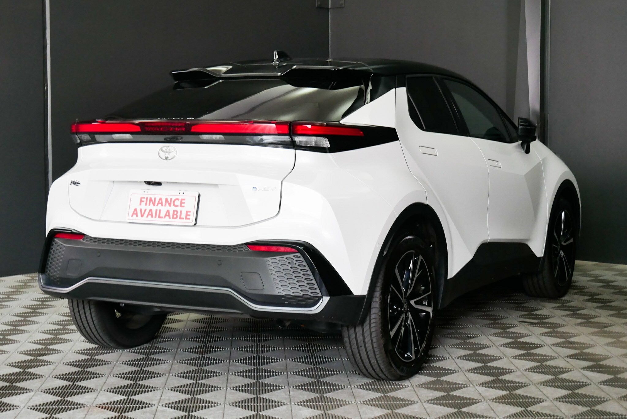 Toyota C-hr image 4