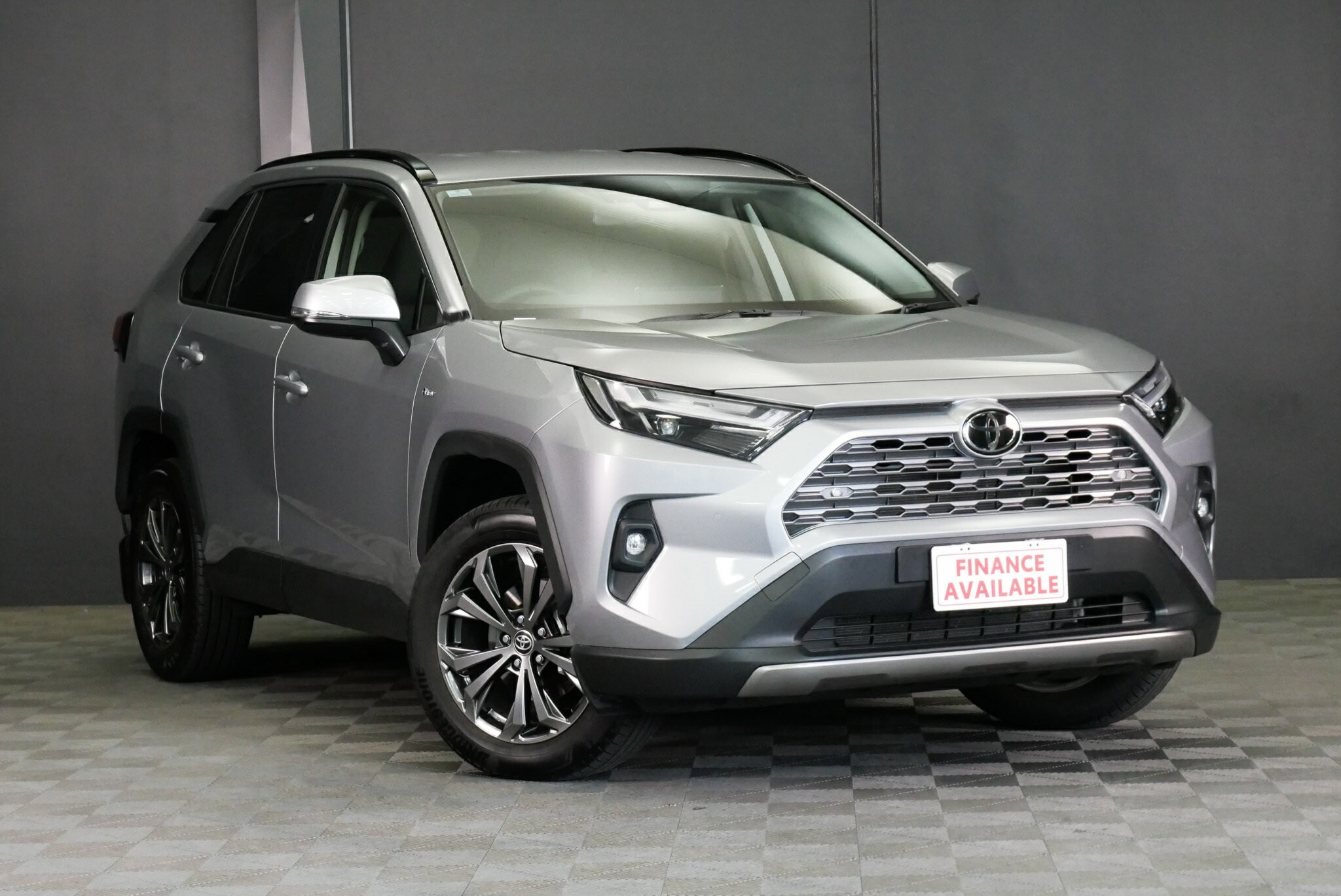 Toyota Rav4 image 1