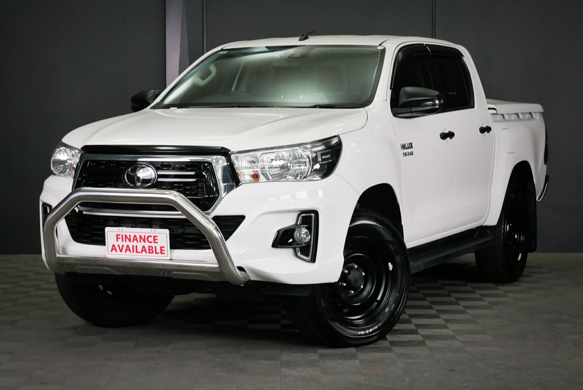 Toyota Hilux image 3