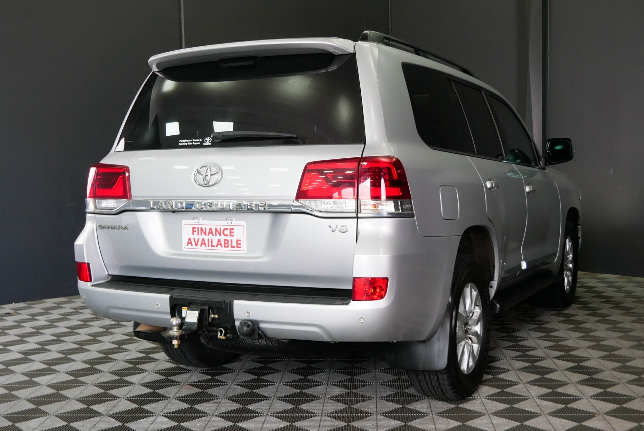 Toyota Landcruiser image 4