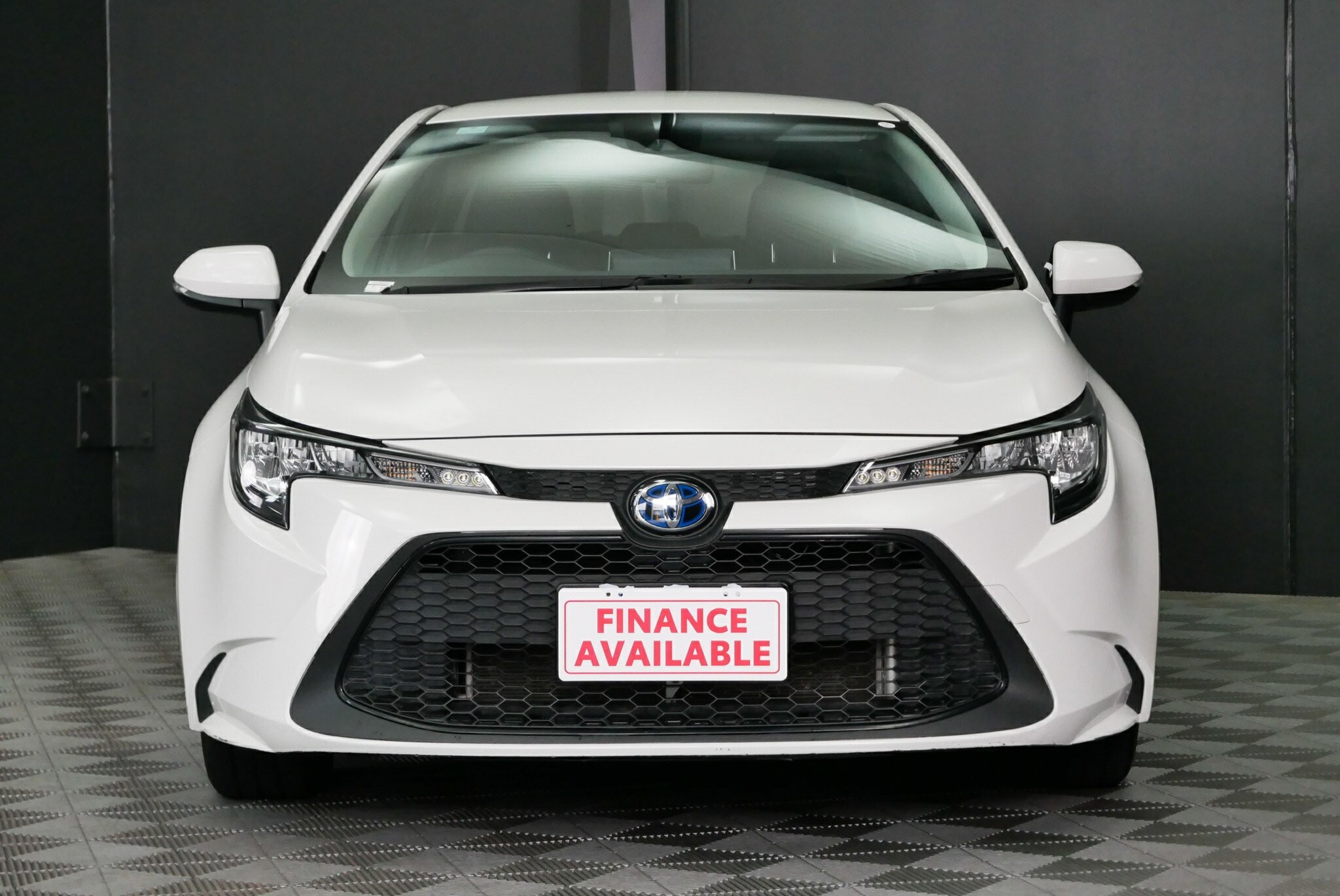 Toyota Corolla image 2