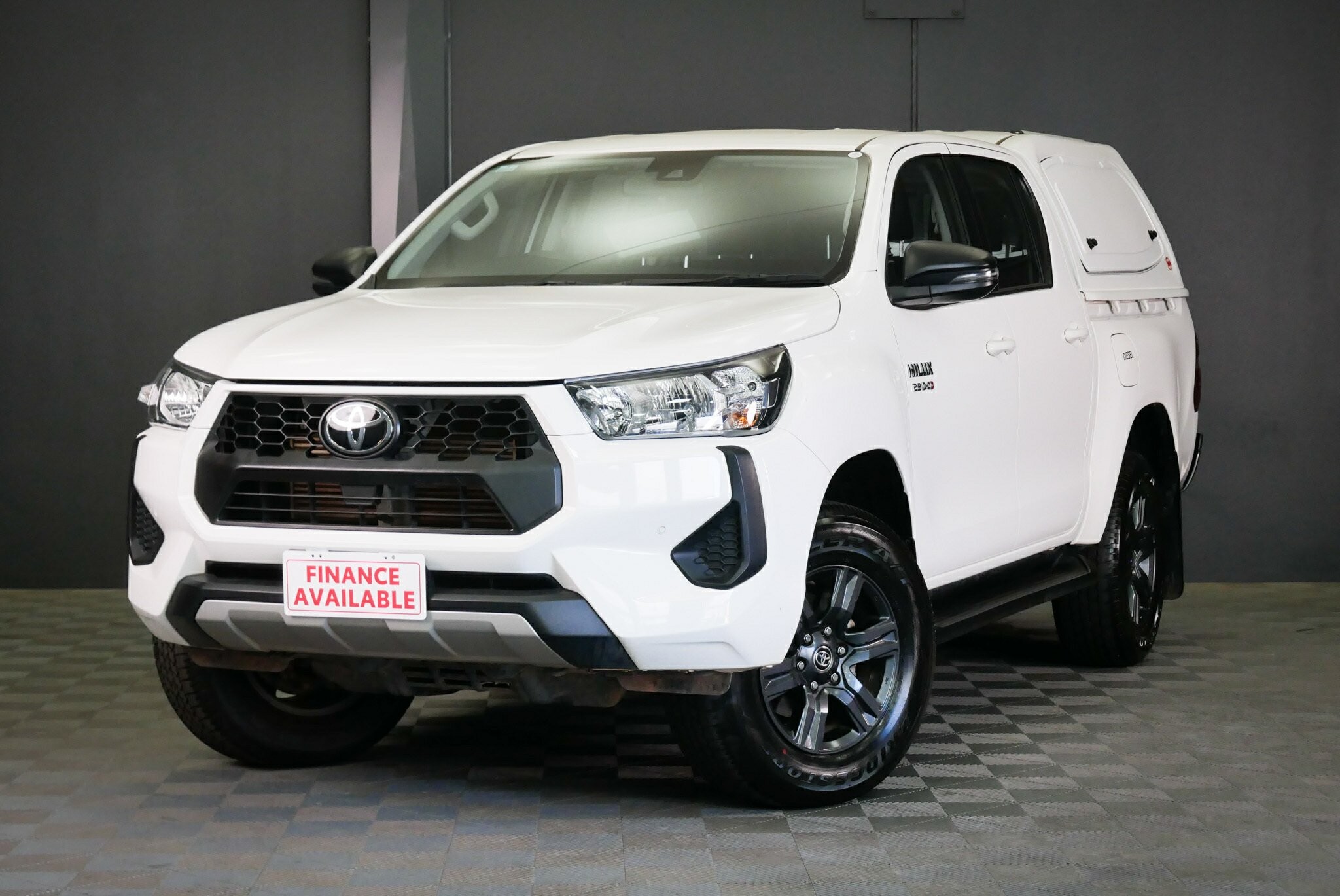 Toyota Hilux image 3