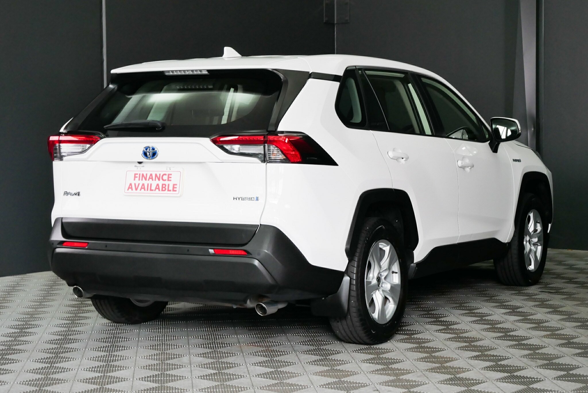 Toyota Rav4 image 4