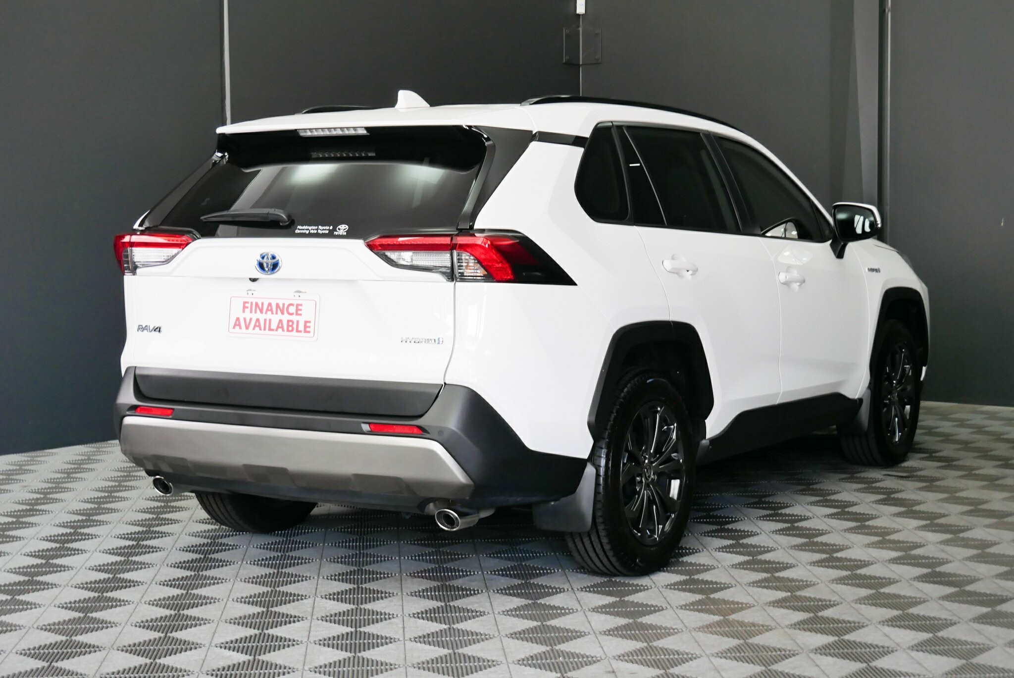 Toyota Rav4 image 4