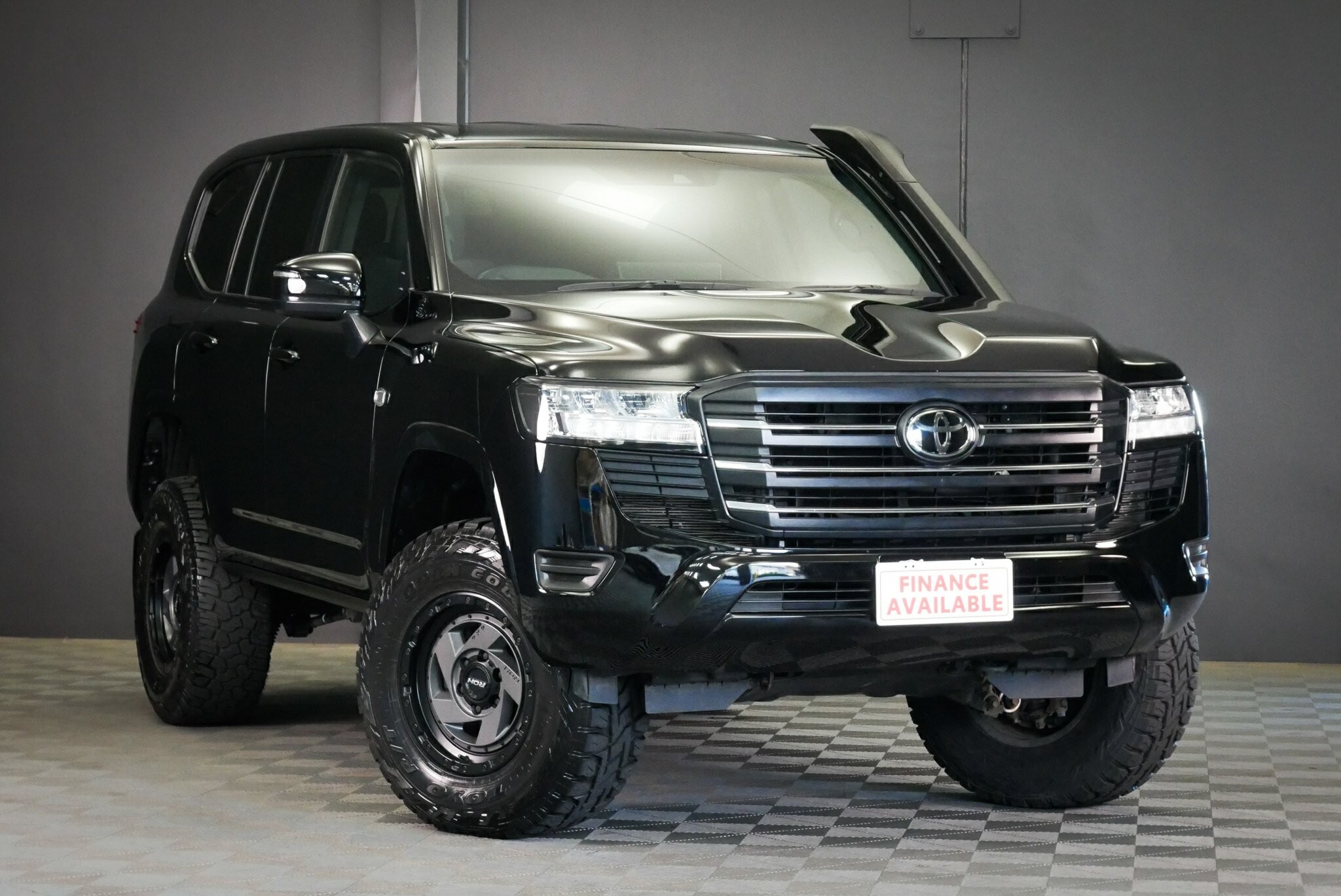 Toyota Landcruiser image 1