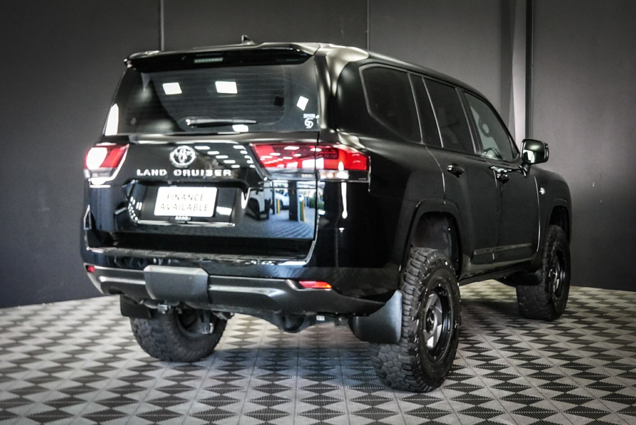 Toyota Landcruiser image 4