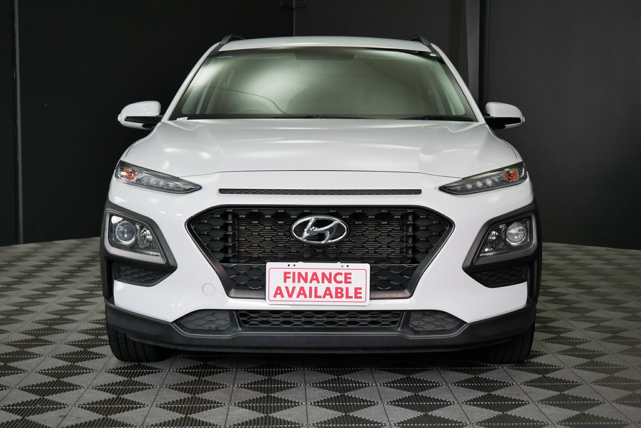 Hyundai Kona image 2