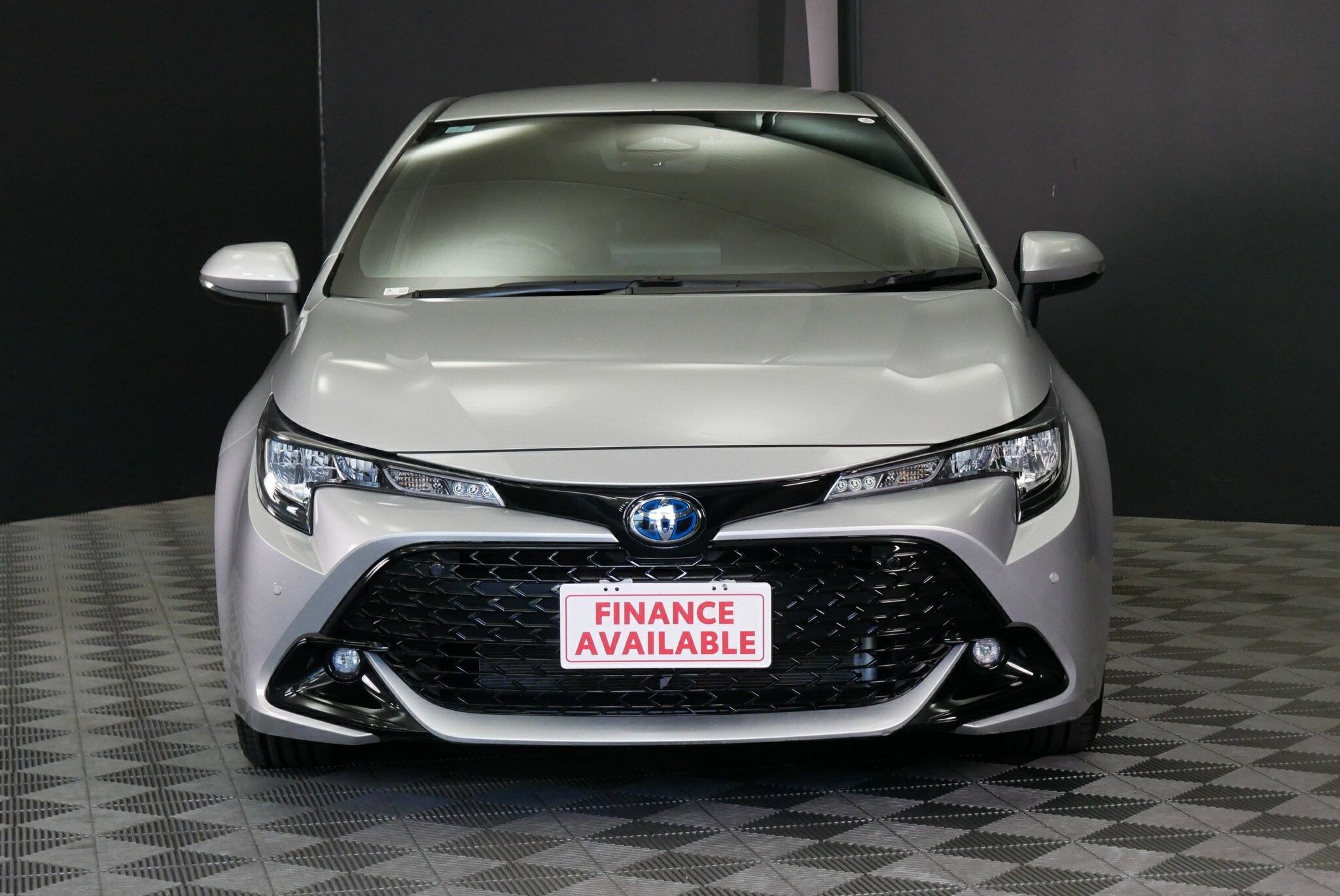 Toyota Corolla image 2