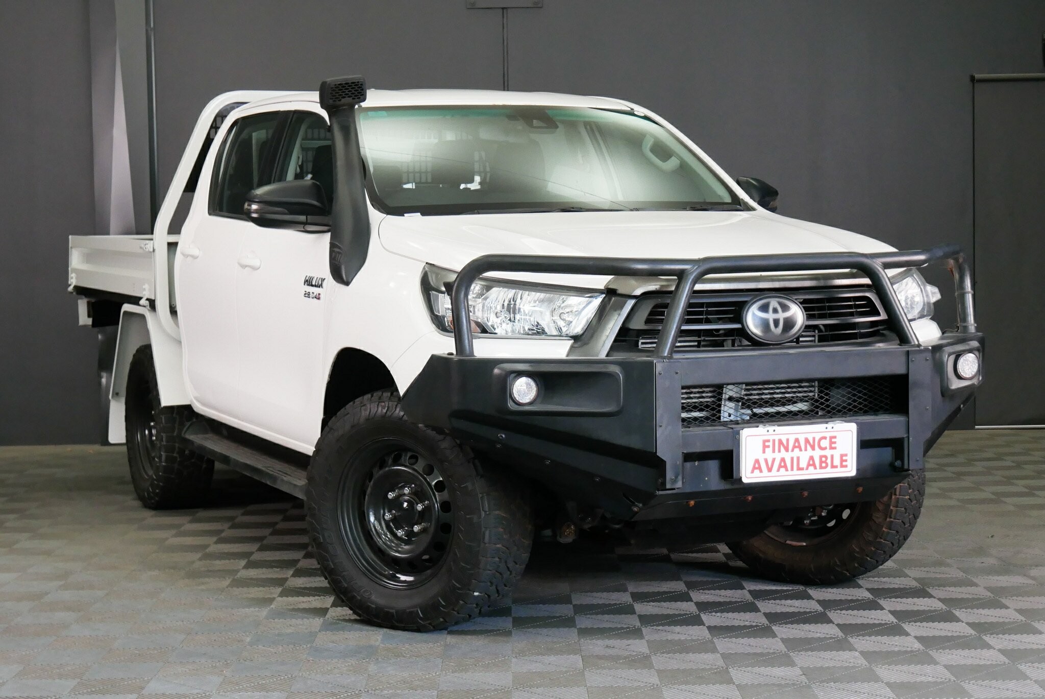 Toyota Hilux image 1