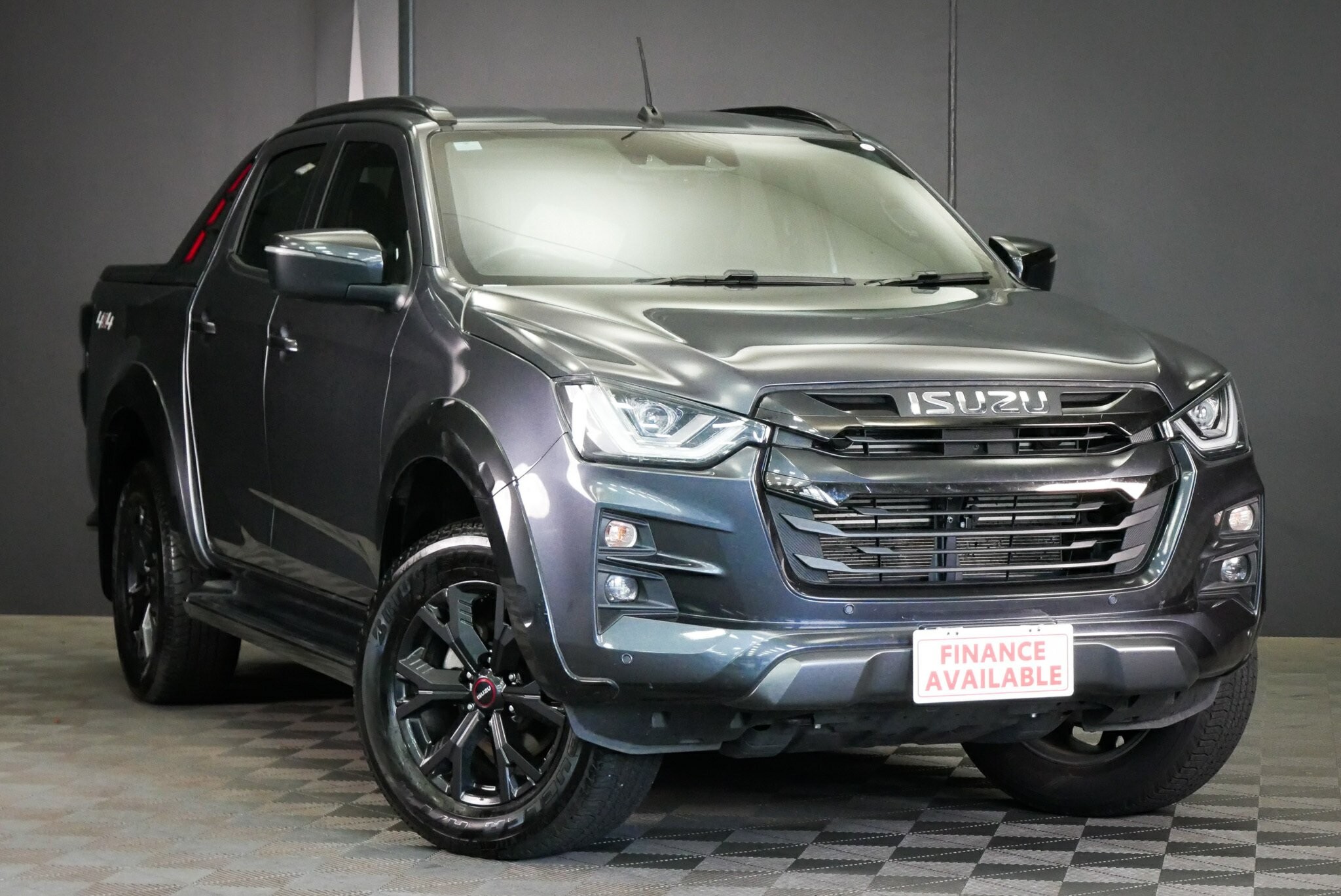 Isuzu D-max image 1