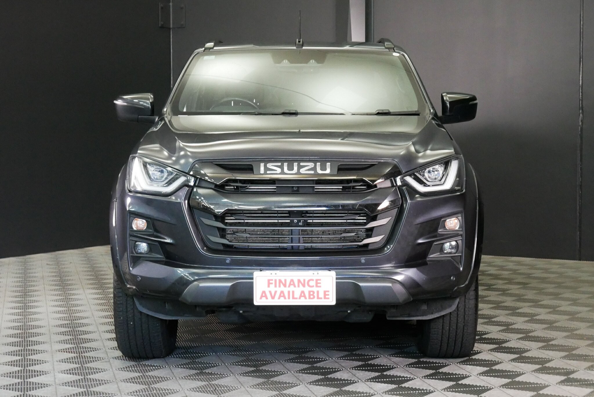 Isuzu D-max image 2