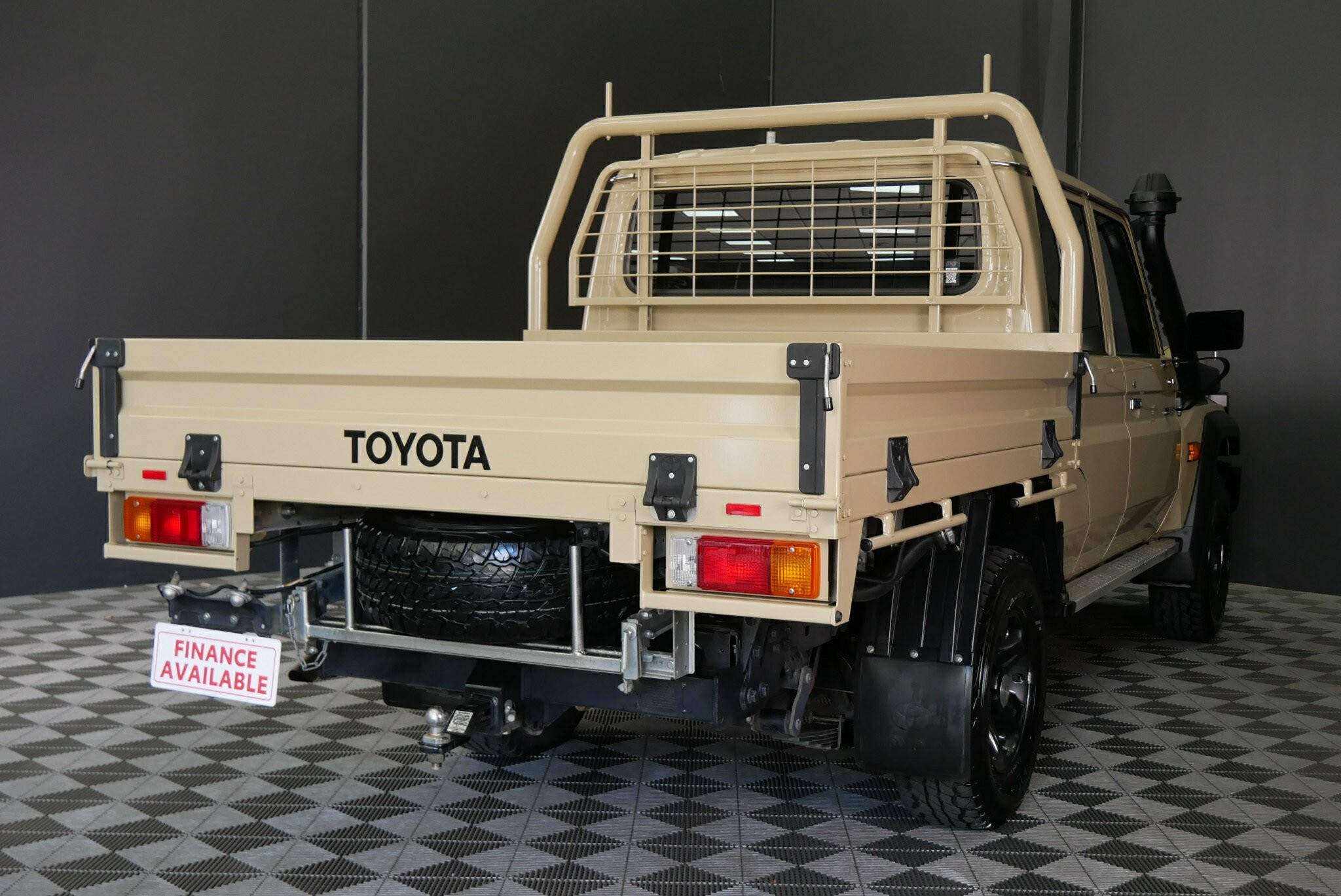 Toyota Landcruiser image 4