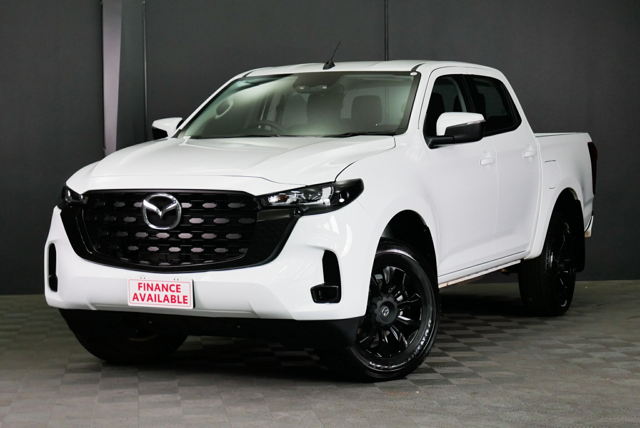 Mazda Bt-50 image 3