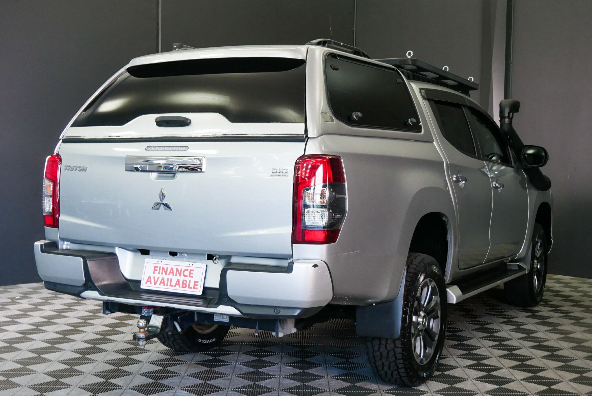 Mitsubishi Triton image 4