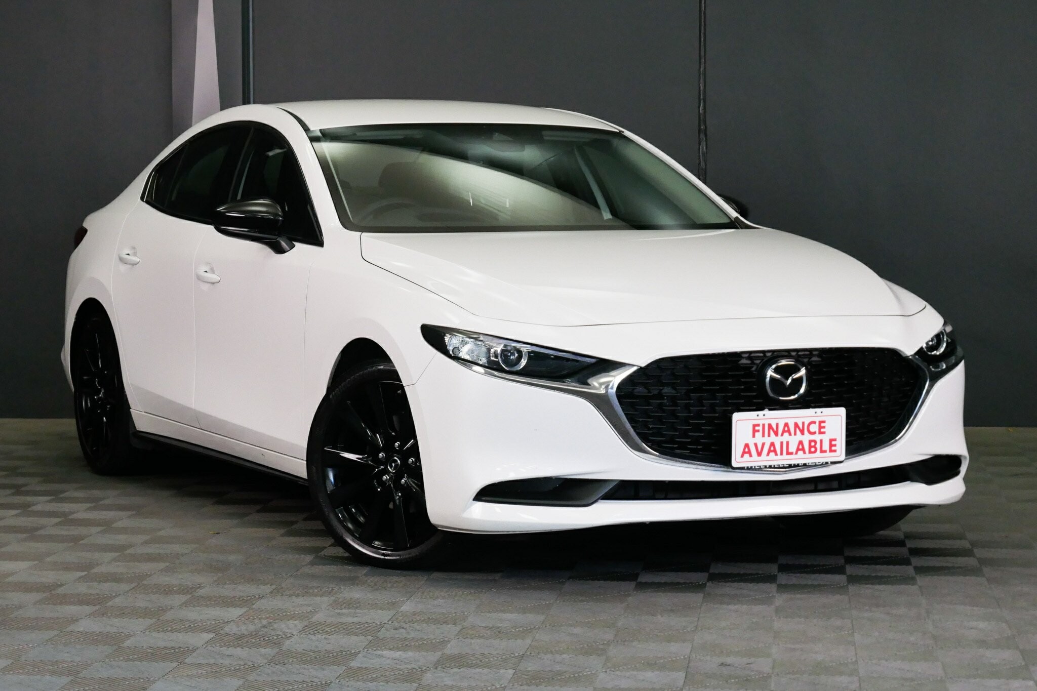Mazda 3 image 1