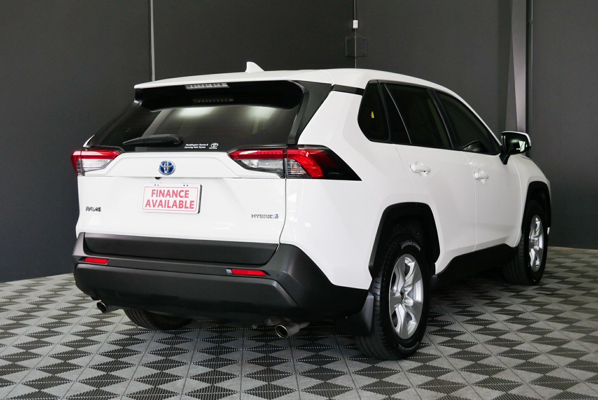 Toyota Rav4 image 4