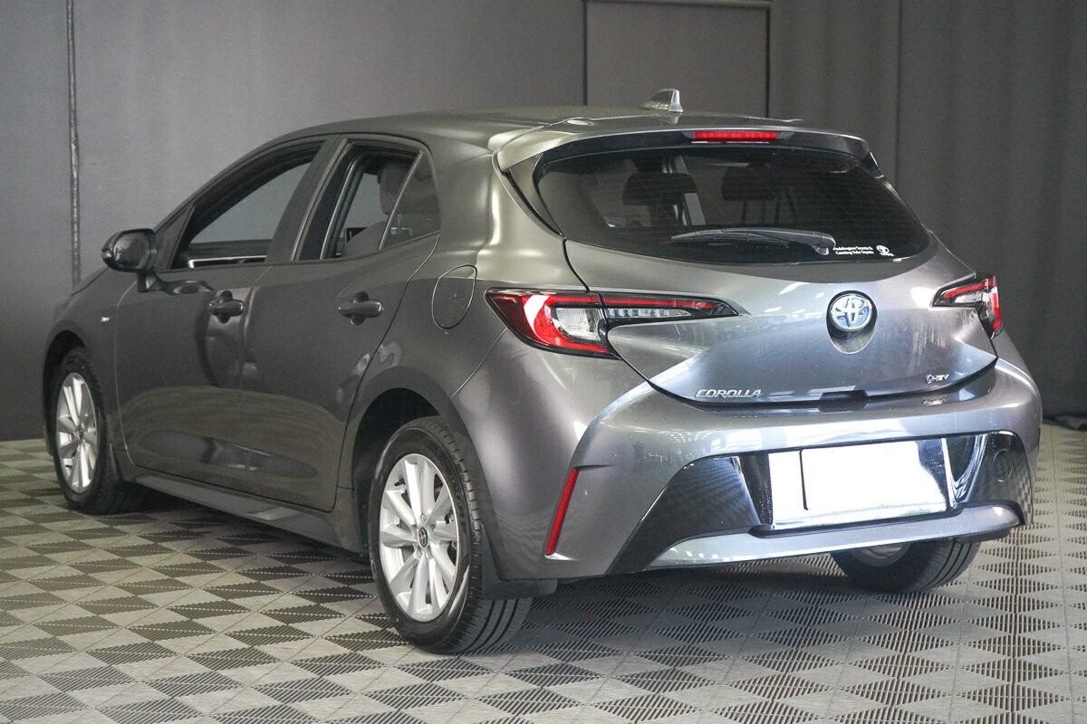 Toyota Corolla image 4