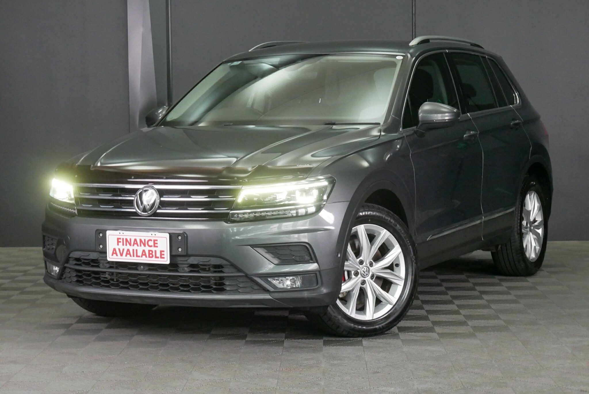 Volkswagen Tiguan image 3