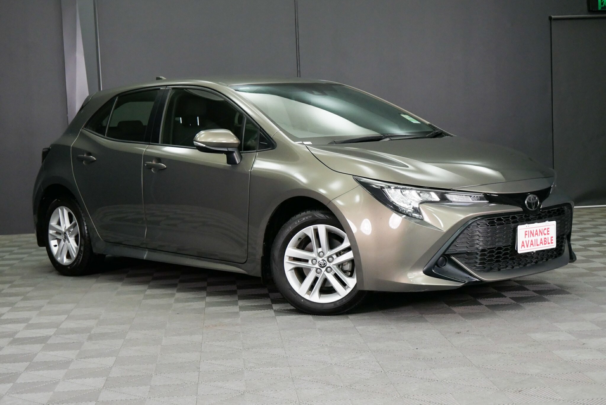 Toyota Corolla image 1