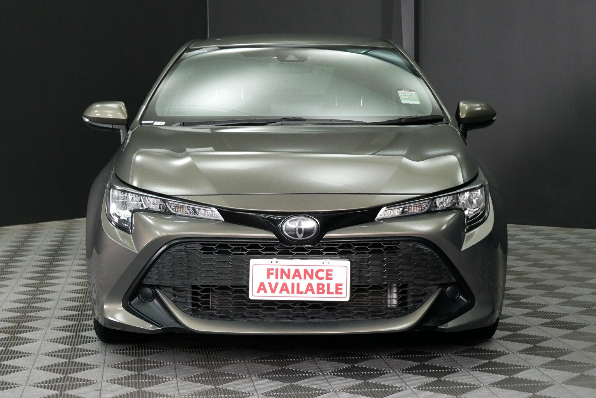 Toyota Corolla image 2